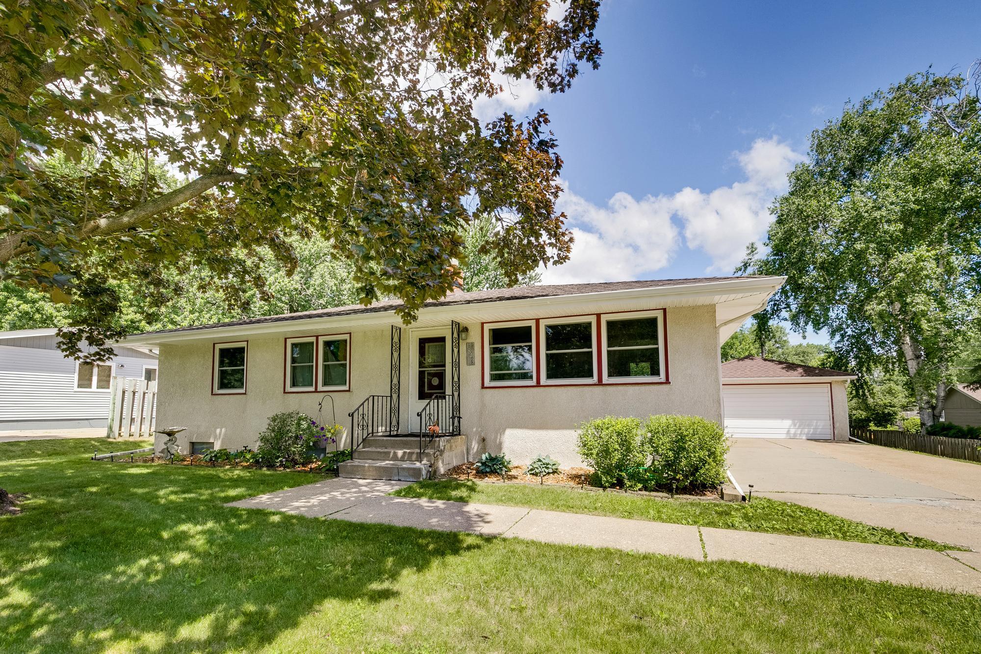 View of Residential at 1843 Grant Road, Arden Hills MN 55112, Arden Hills (30 of 34) - Mike Wilen | Minnesota Team Real Estate