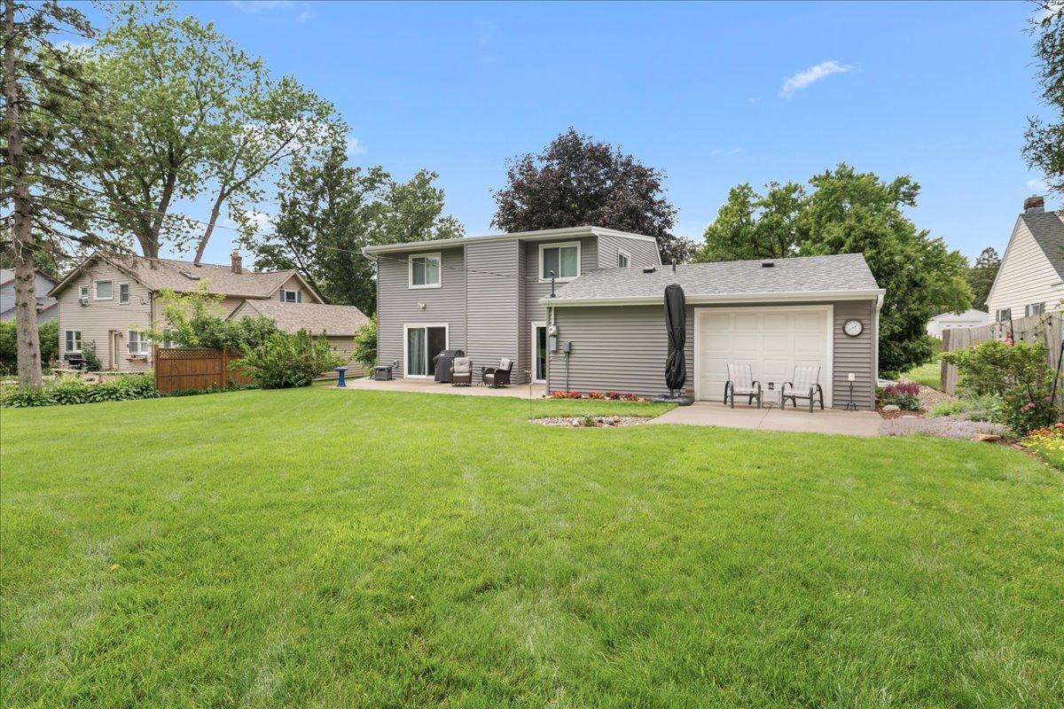 View of Residential at 198 Ferndale Street, Maplewood MN 55119, Maplewood (33 of 45) - Mike Wilen | Minnesota Team Real Estate