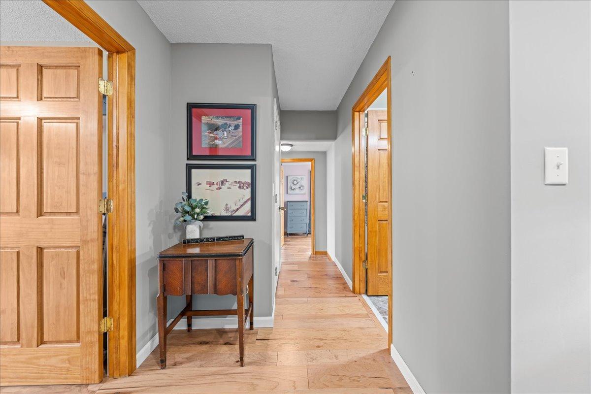View of Residential at 198 Ferndale Street, Maplewood MN 55119, Maplewood (23 of 45) - Mike Wilen | Minnesota Team Real Estate