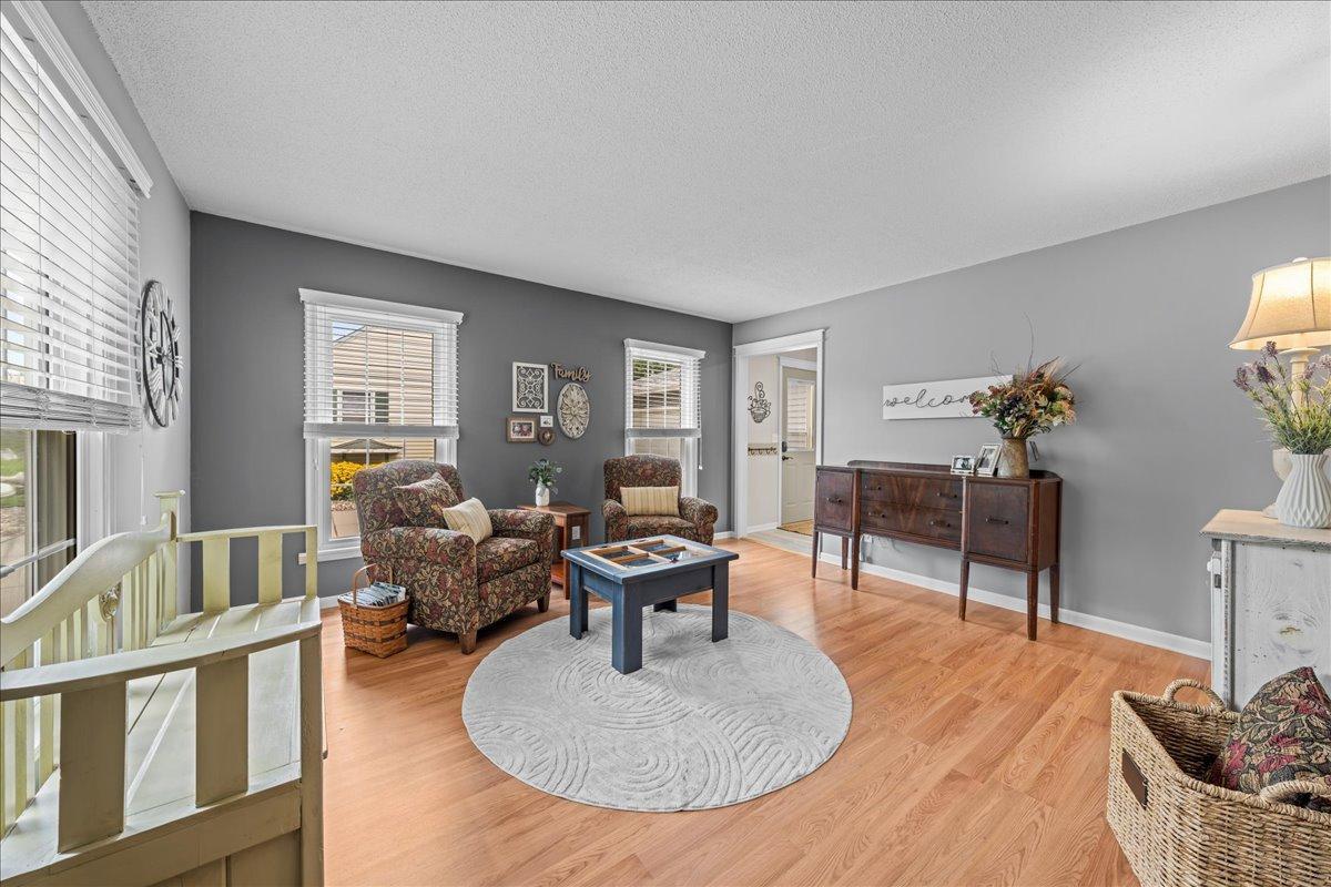 View of Residential at 198 Ferndale Street, Maplewood MN 55119, Maplewood (3 of 45) - Mike Wilen | Minnesota Team Real Estate