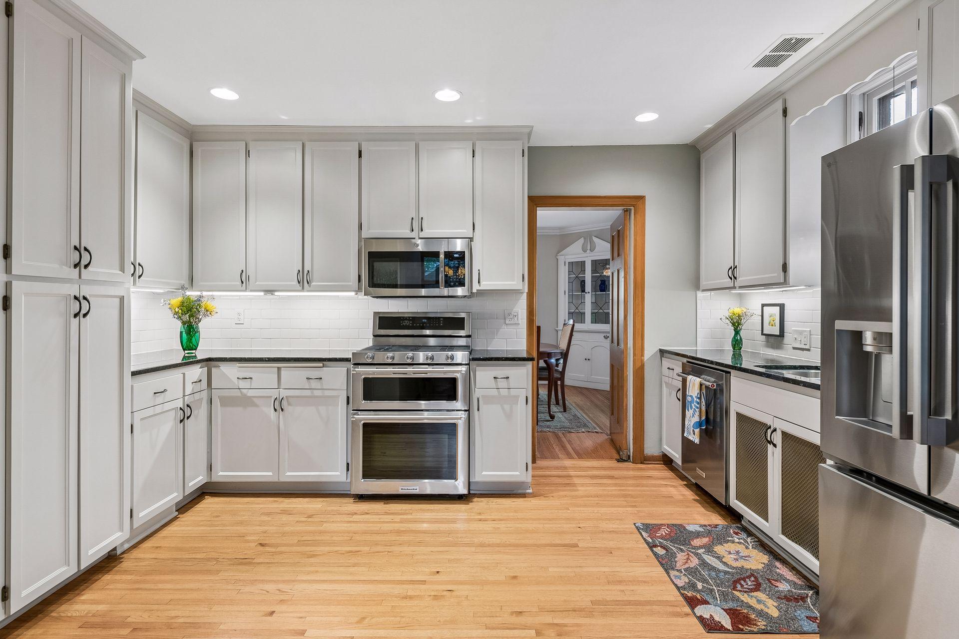 View of Residential at 3821 Drew Avenue, Minneapolis MN 55410, Minneapolis (16 of 50) - Mike Wilen | Minnesota Team Real Estate