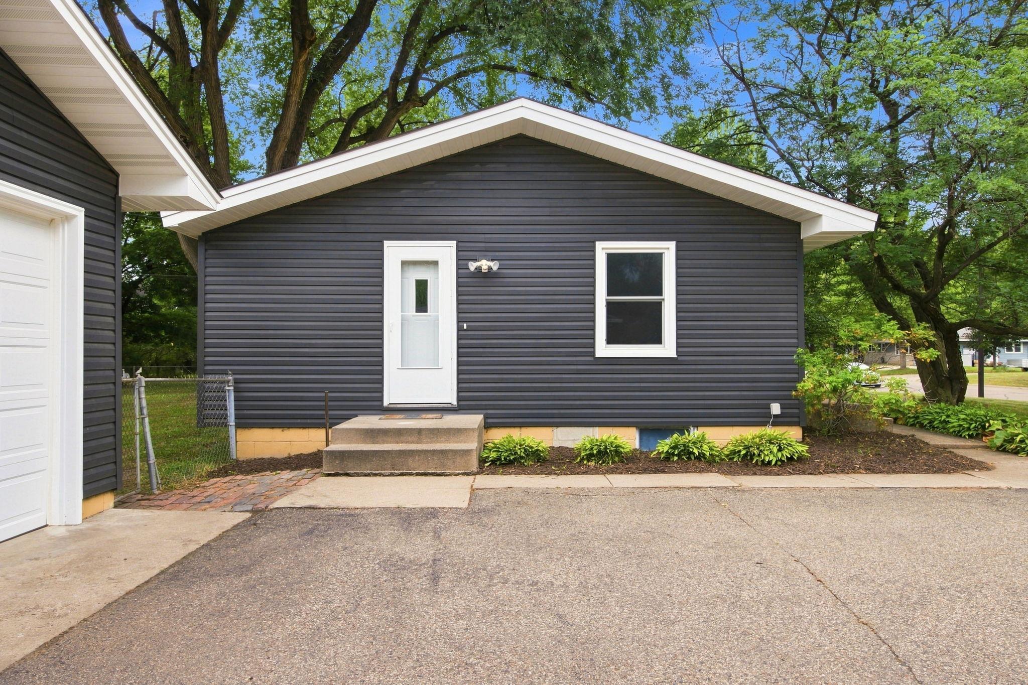 View of Residential at 6717 Dutton Avenue, Brooklyn Park MN 55428, Brooklyn Park (22 of 26) - Mike Wilen | Minnesota Team Real Estate