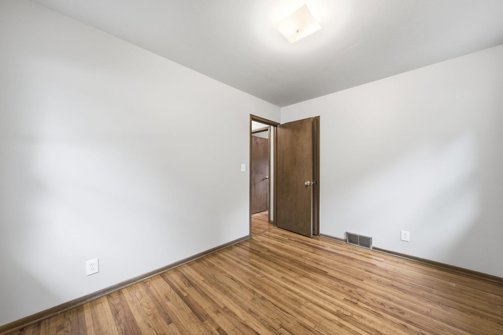 View of Residential at 6717 Dutton Avenue, Brooklyn Park MN 55428, Brooklyn Park (14 of 26) - Mike Wilen | Minnesota Team Real Estate