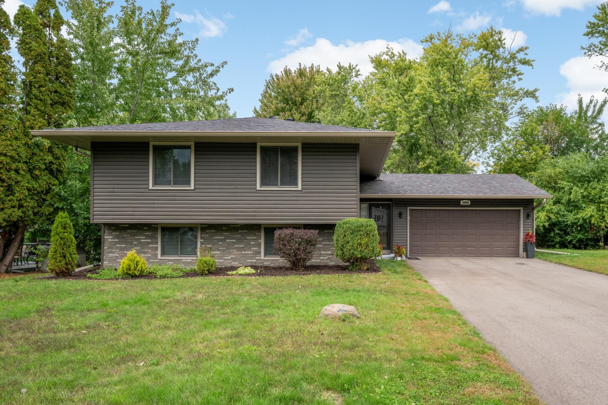 View of Single Family at 1989 Foxridge Road, Saint Paul - Mike Wilen | Minnesota Team Real Estate