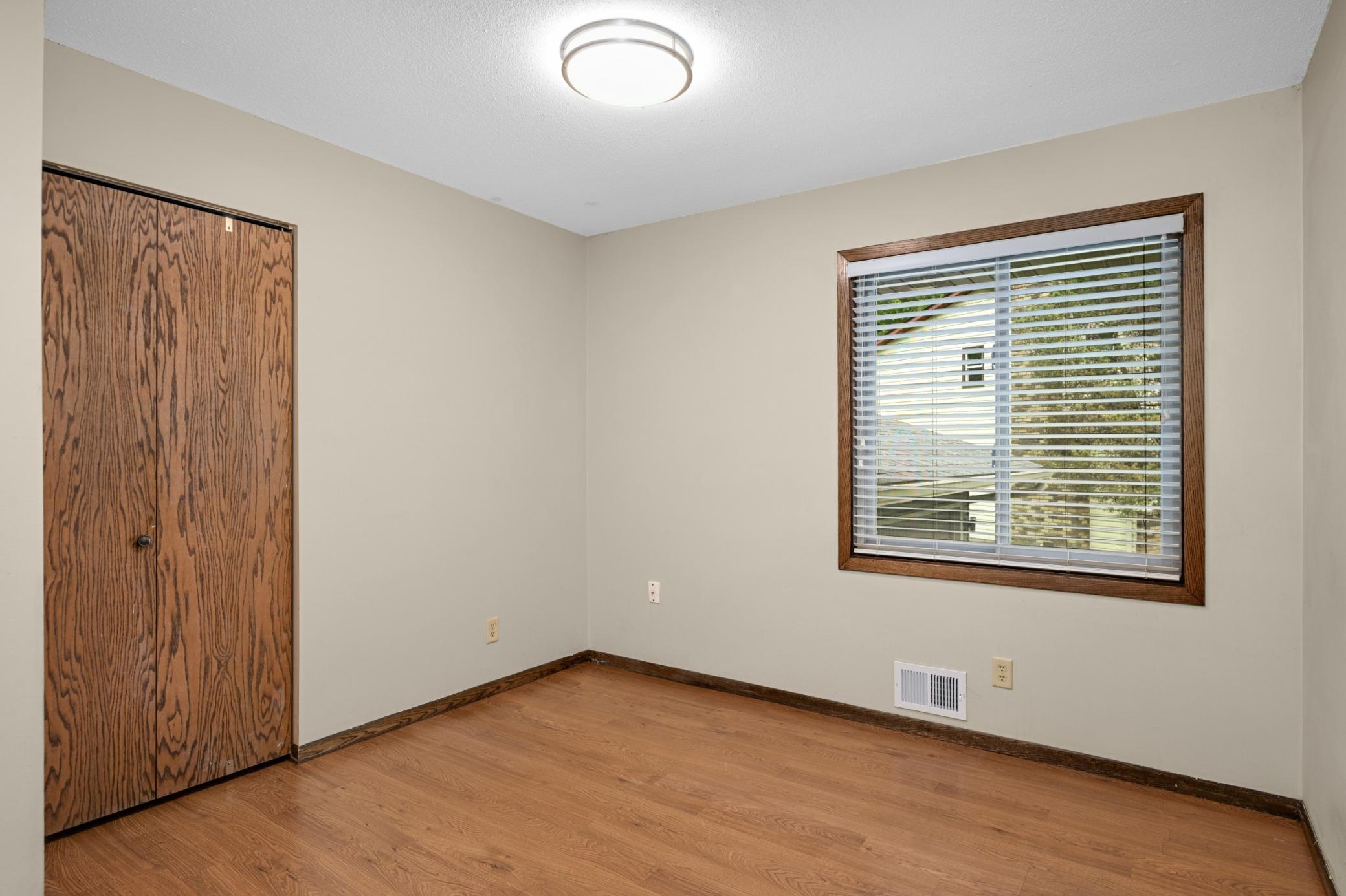 View of Residential at 1989 Foxridge Road, Saint Paul MN 55119, Saint Paul (16 of 36) - Mike Wilen | Minnesota Team Real Estate