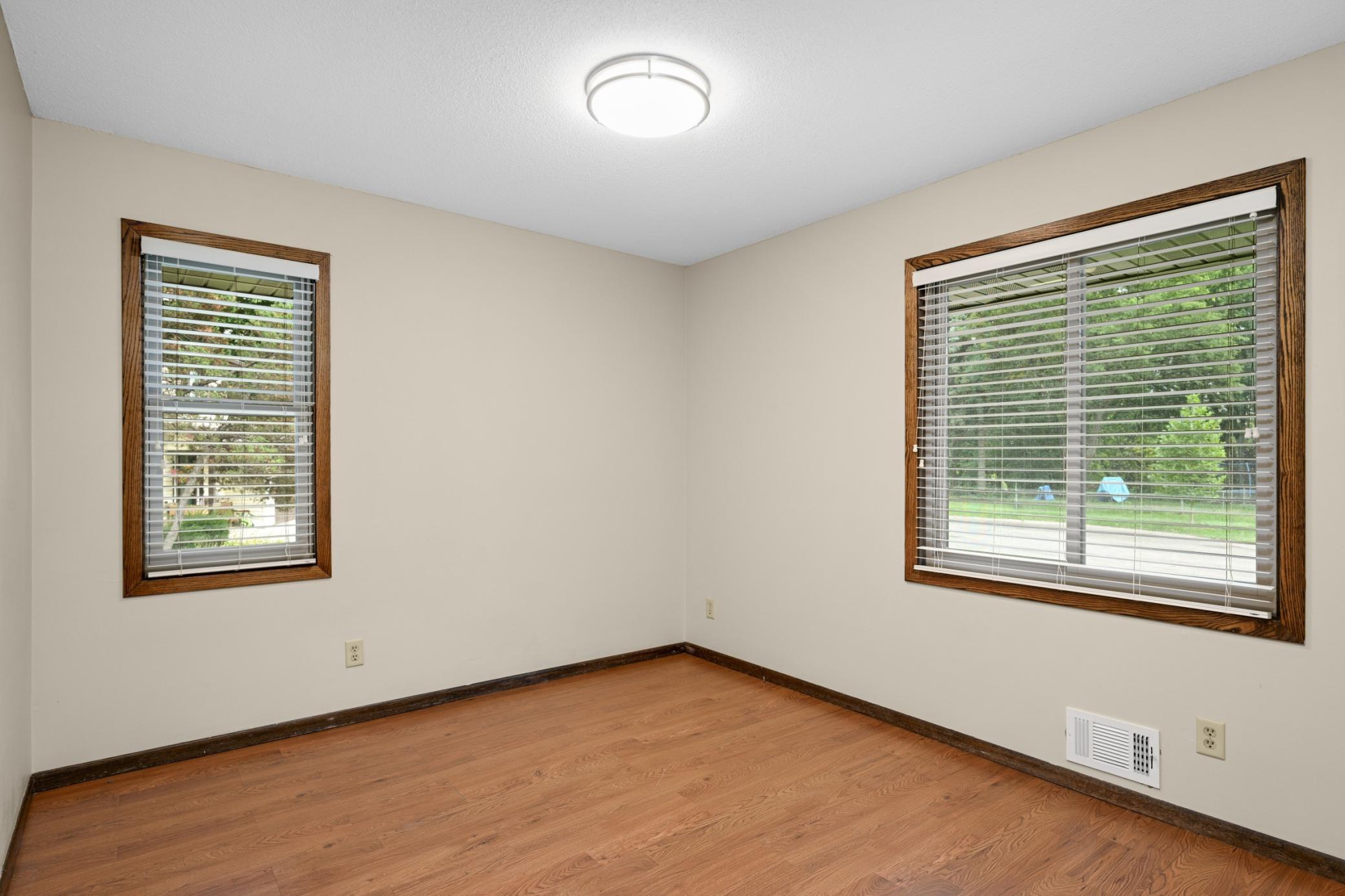 View of Residential at 1989 Foxridge Road, Saint Paul MN 55119, Saint Paul (15 of 36) - Mike Wilen | Minnesota Team Real Estate