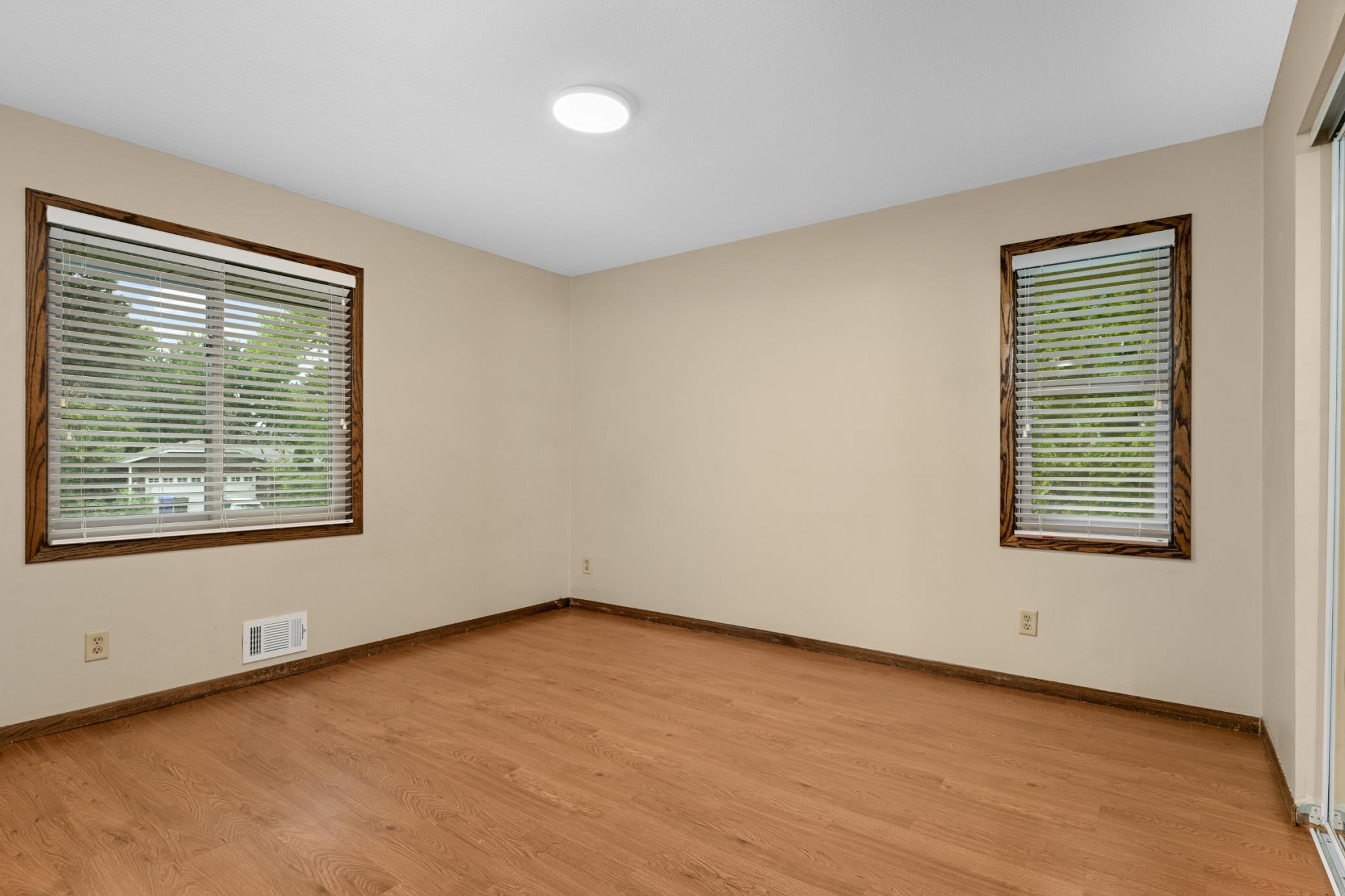 View of Residential at 1989 Foxridge Road, Saint Paul MN 55119, Saint Paul (13 of 36) - Mike Wilen | Minnesota Team Real Estate