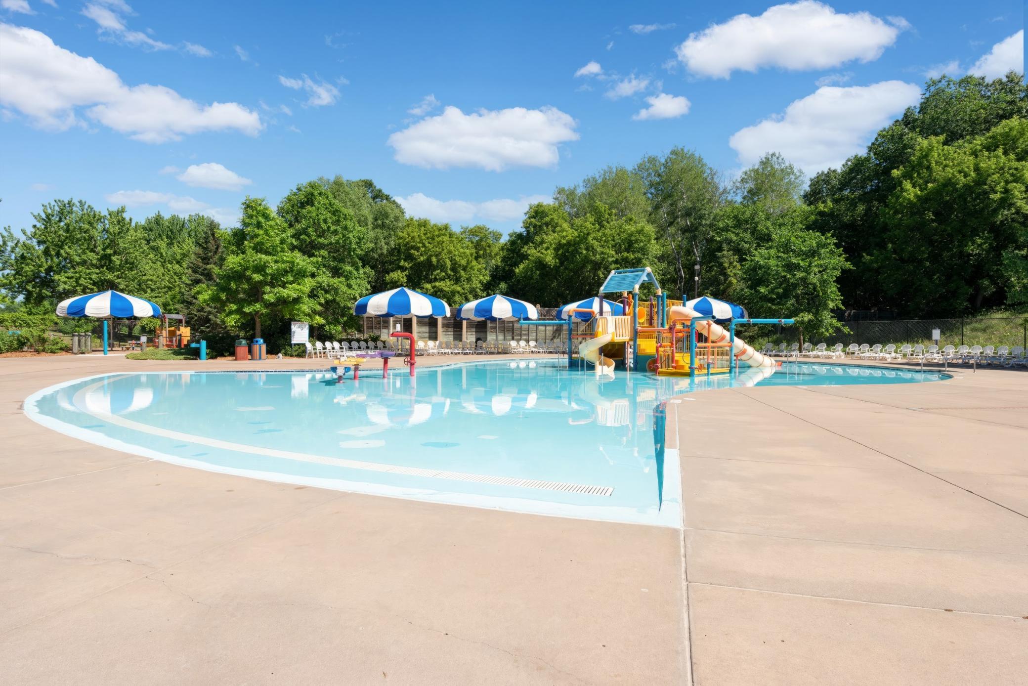 View of Residential at 1989 Foxridge Road, Saint Paul MN 55119, Saint Paul (31 of 36) - Mike Wilen | Minnesota Team Real Estate