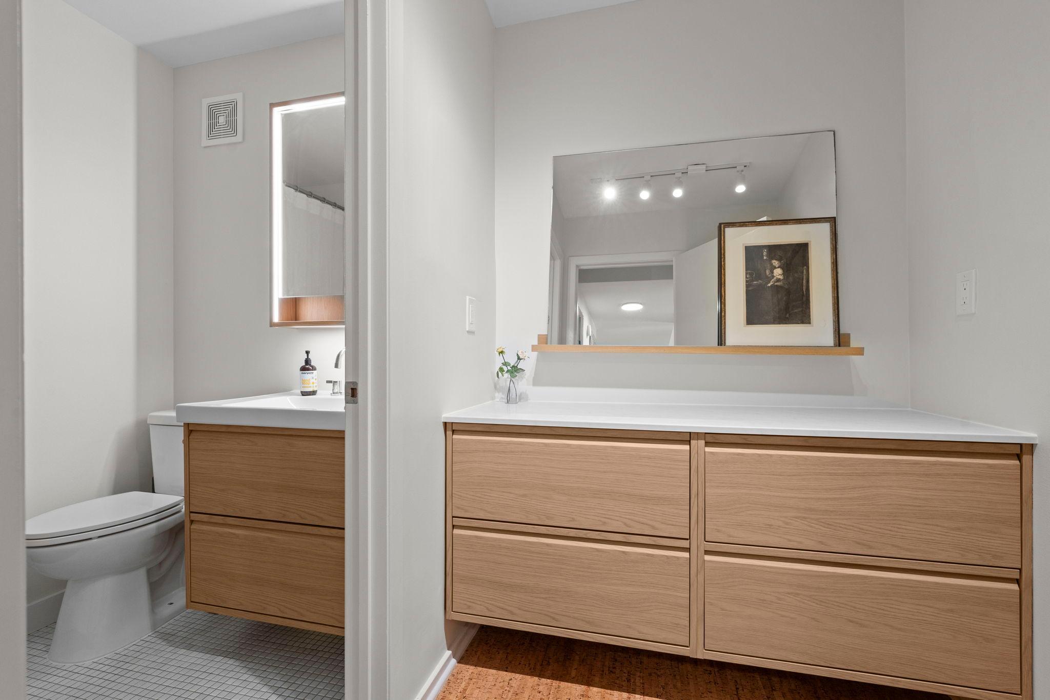 View of Residential at 121 Washington Avenue #1516, Minneapolis MN 55401, Minneapolis (17 of 48) - Mike Wilen | Minnesota Team Real Estate