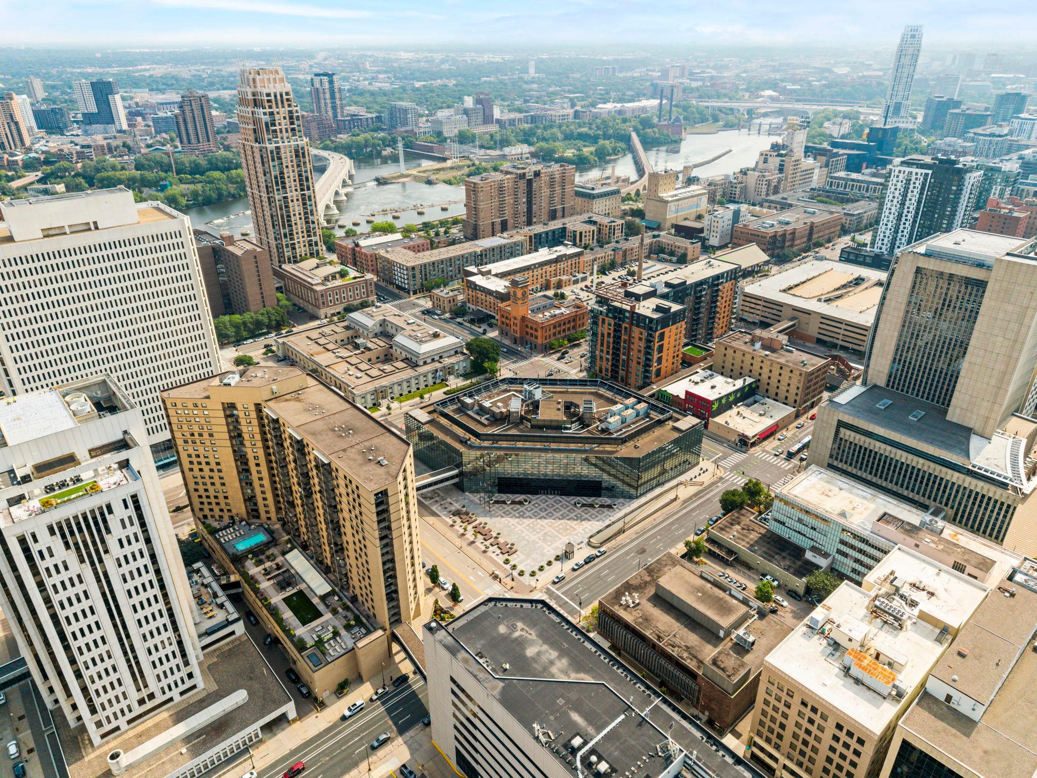 View of Residential at 121 Washington Avenue #1516, Minneapolis MN 55401, Minneapolis (40 of 48) - Mike Wilen | Minnesota Team Real Estate