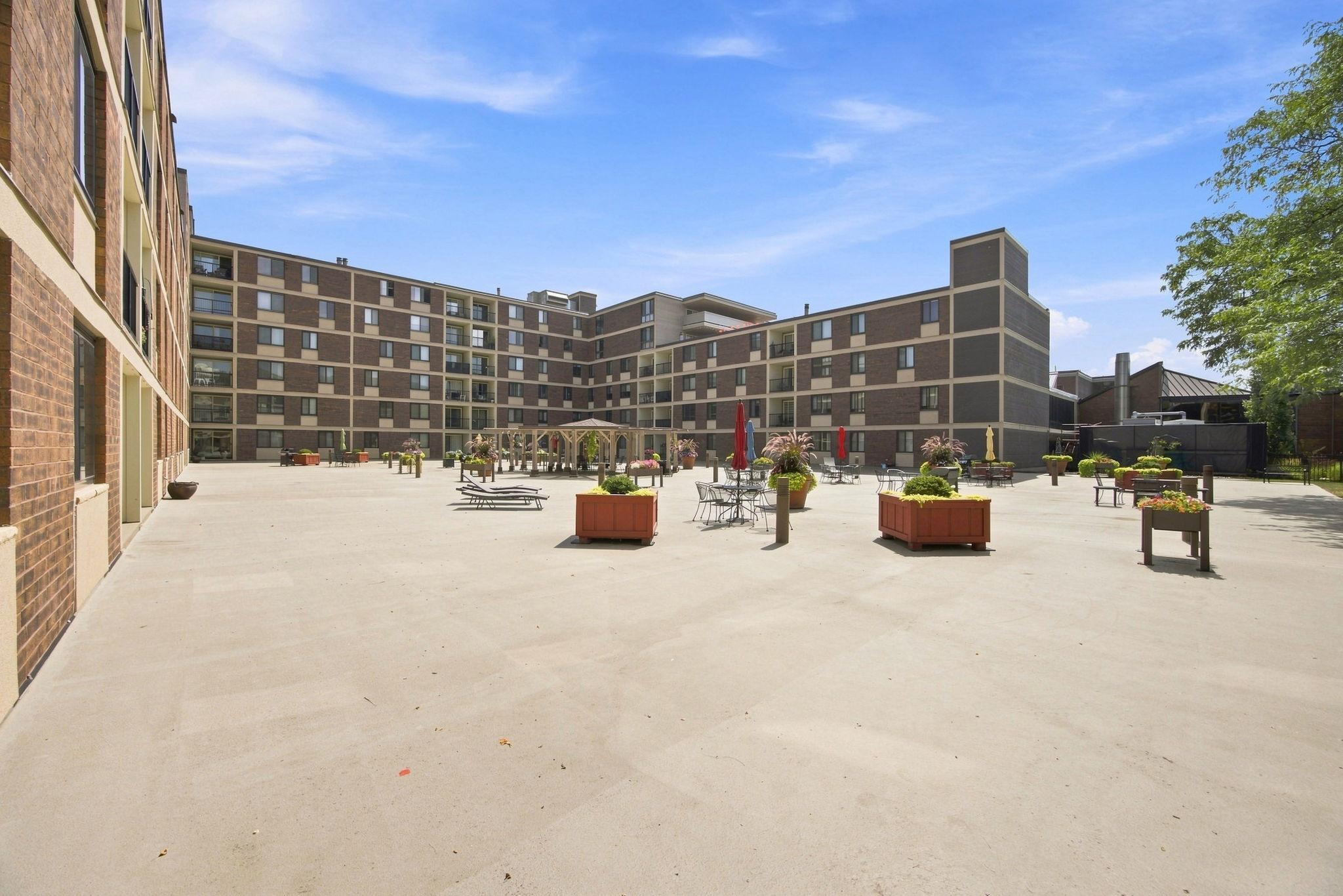 View of Residential at 7200 York Avenue #314, Edina MN 55435, Edina (28 of 30) - Mike Wilen | Minnesota Team Real Estate