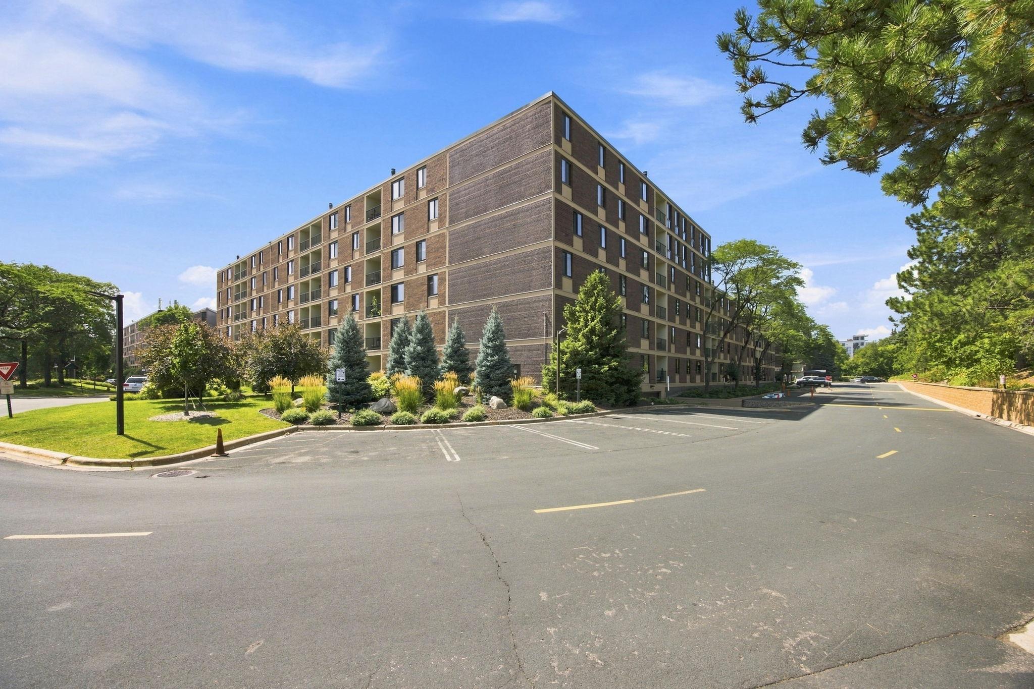 View of Residential at 7200 York Avenue #314, Edina MN 55435, Edina (30 of 30) - Mike Wilen | Minnesota Team Real Estate
