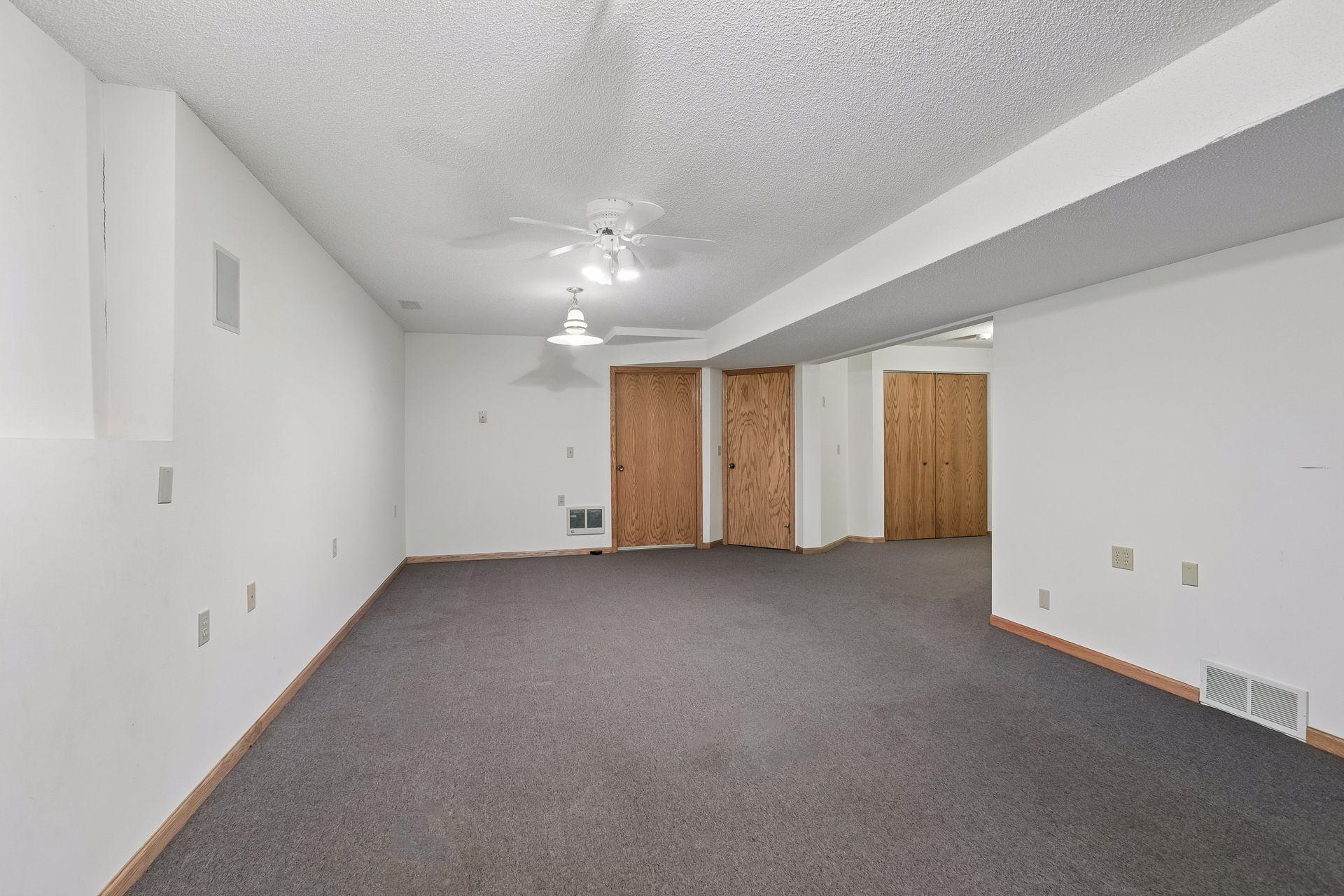 View of Residential at 695 Emerald Ridge, Roseville MN 55113, Roseville (30 of 47) - Mike Wilen | Minnesota Team Real Estate