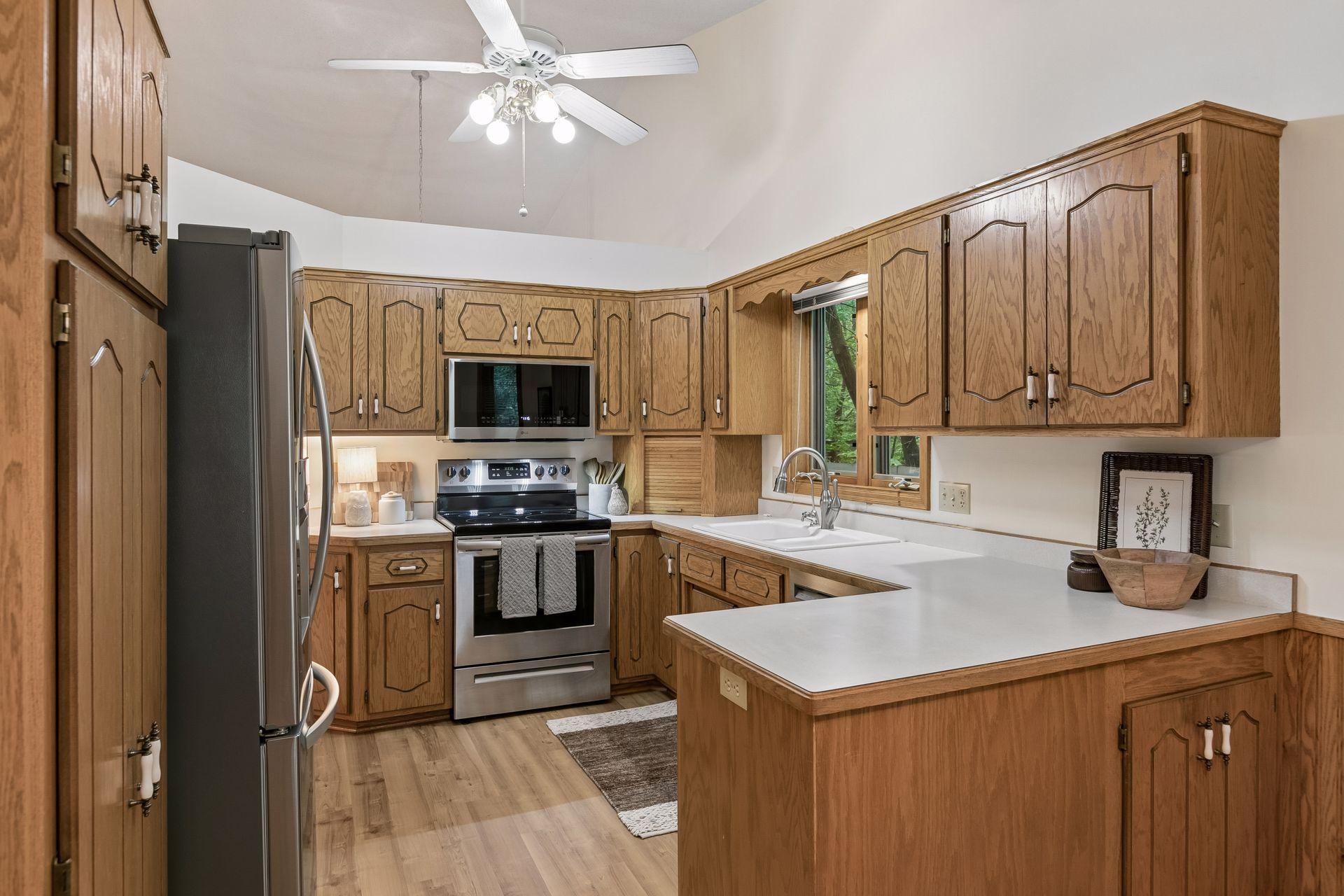 View of Residential at 695 Emerald Ridge, Roseville MN 55113, Roseville (15 of 47) - Mike Wilen | Minnesota Team Real Estate