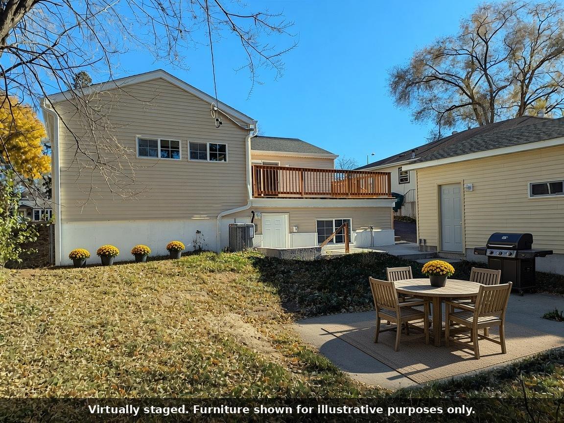 View of Residential at 3994 Brunswick Avenue, Saint Louis Park MN 55416, Saint Louis Park (68 of 71) - Mike Wilen | Minnesota Team Real Estate