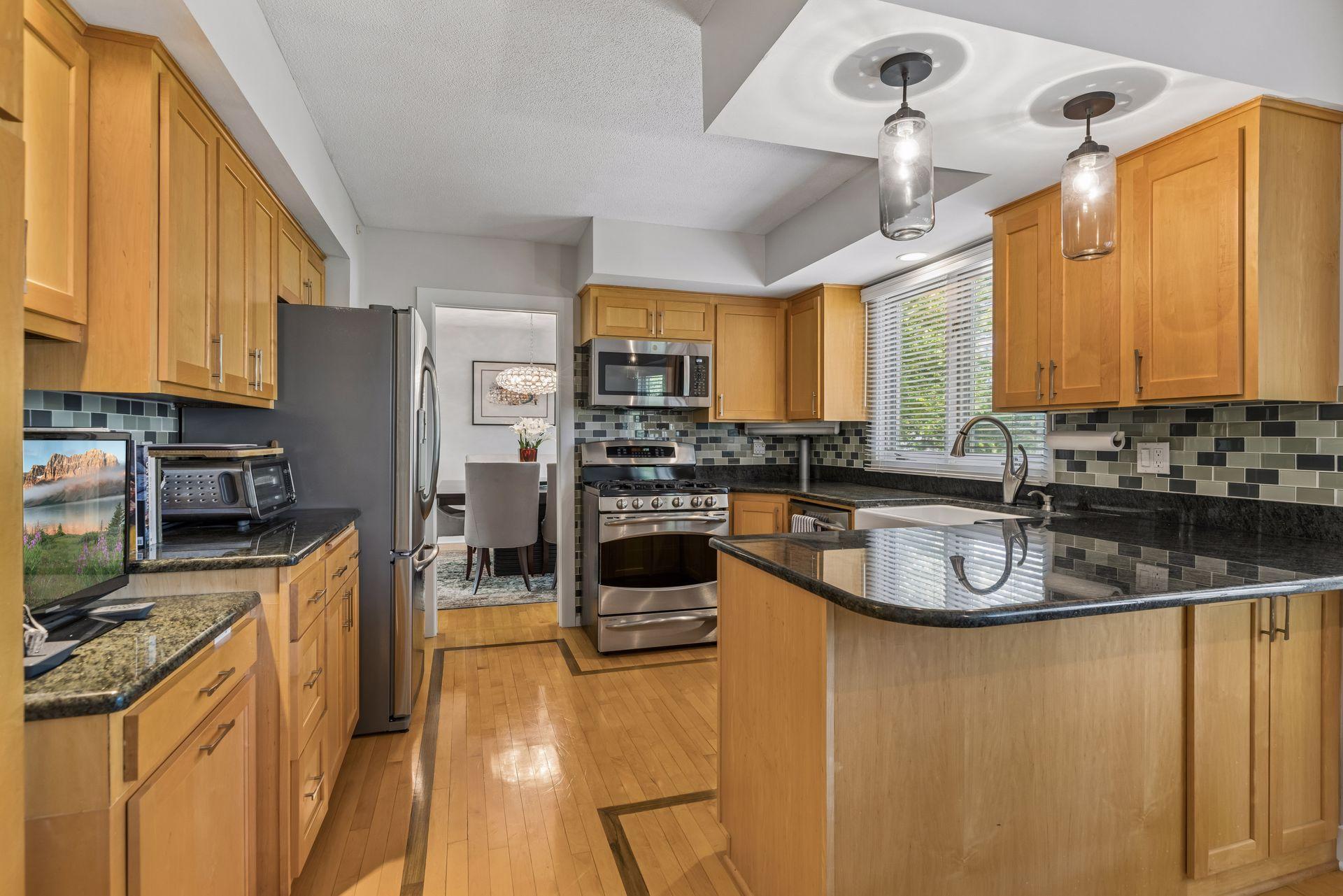 View of Residential at 6016 Eden Prairie Road, Edina MN 55436, Edina (12 of 39) - Mike Wilen | Minnesota Team Real Estate