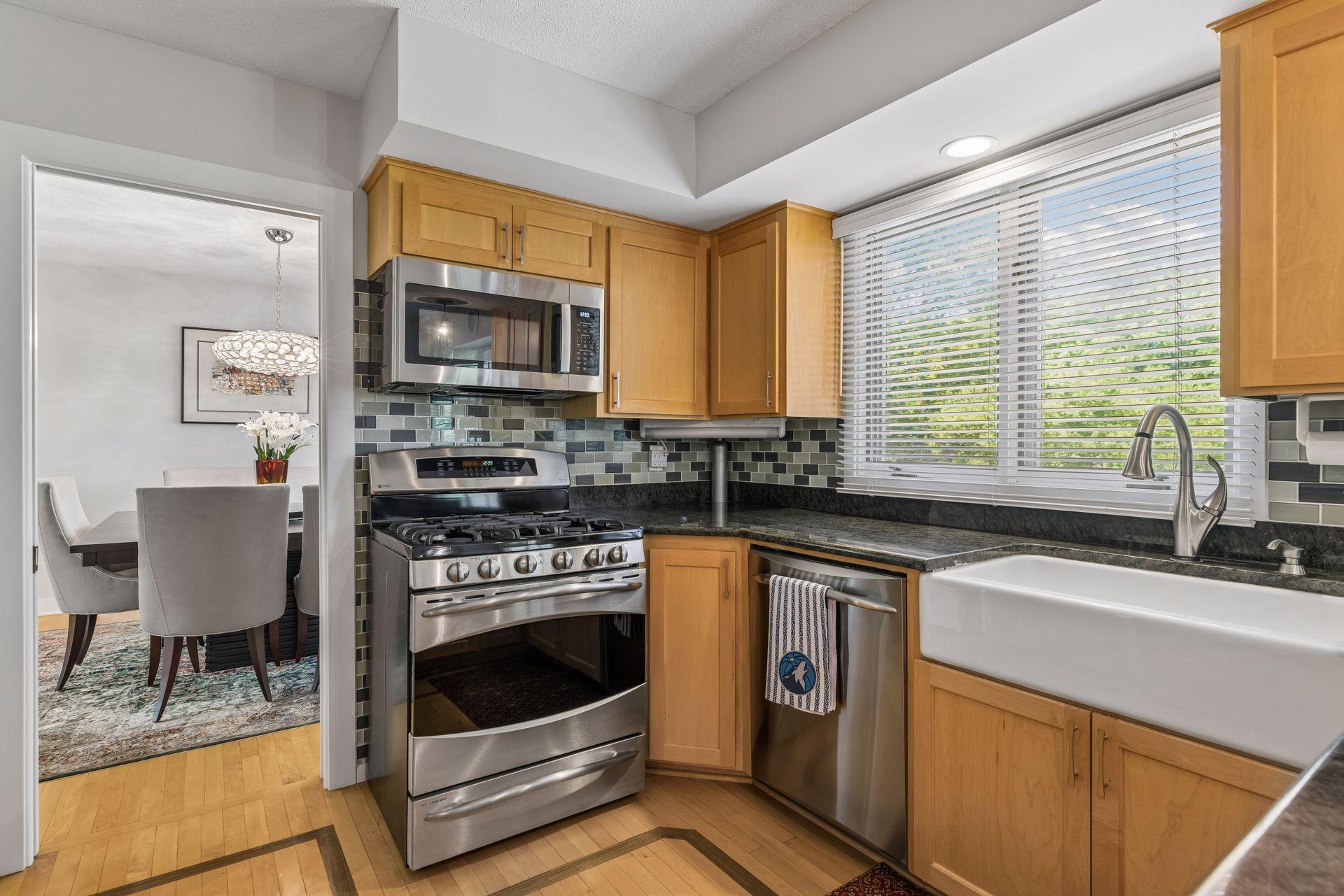View of Residential at 6016 Eden Prairie Road, Edina MN 55436, Edina (11 of 39) - Mike Wilen | Minnesota Team Real Estate
