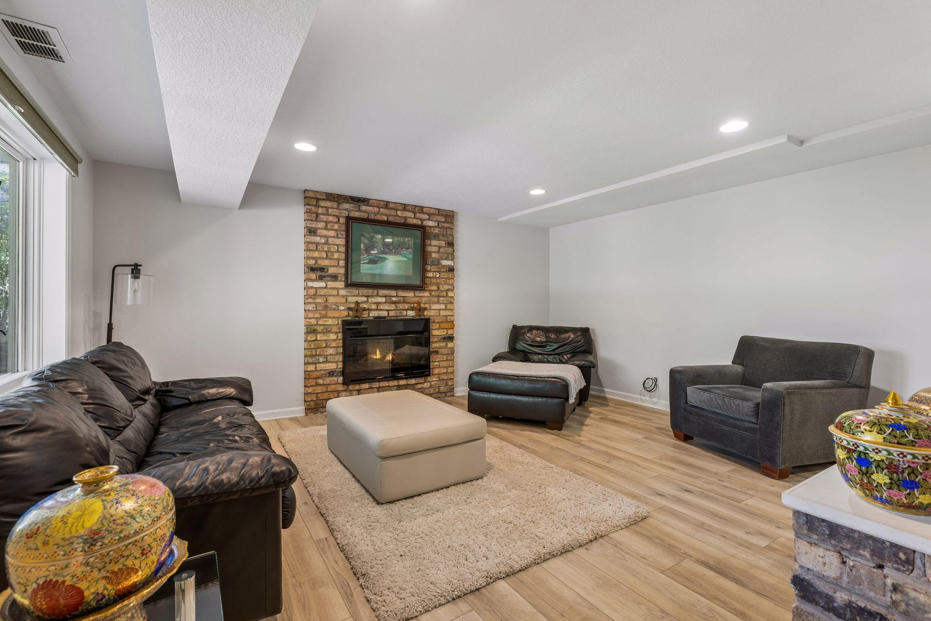 View of Residential at 6016 Eden Prairie Road, Edina MN 55436, Edina (26 of 39) - Mike Wilen | Minnesota Team Real Estate