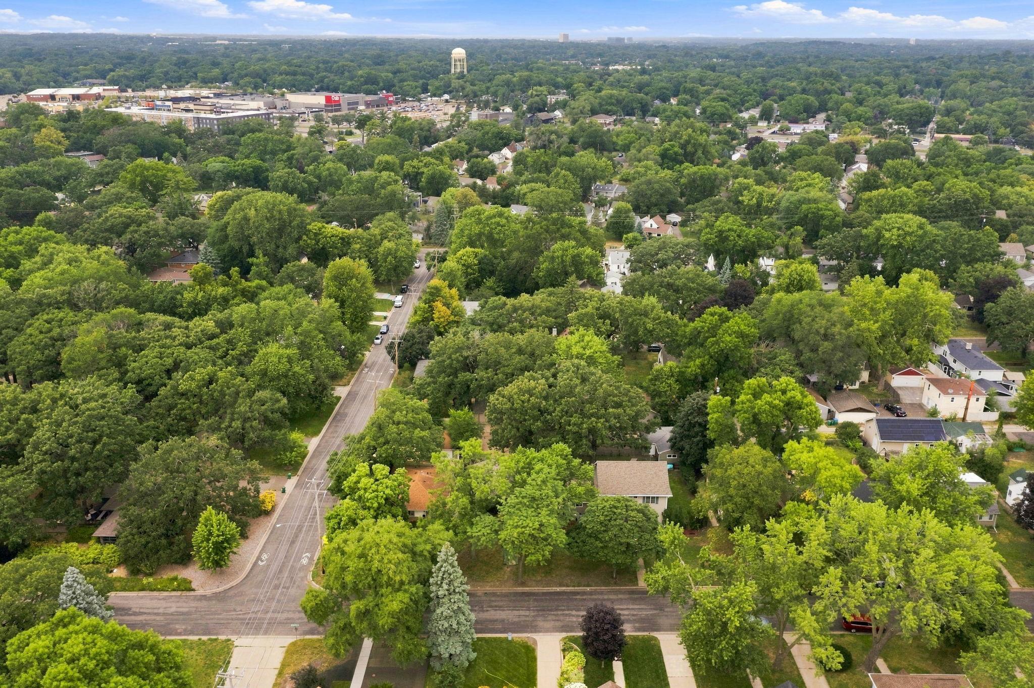 View of Residential at 7720 Edgebrook Drive, Saint Louis Park MN 55426, Saint Louis Park (39 of 39) - Mike Wilen | Minnesota Team Real Estate
