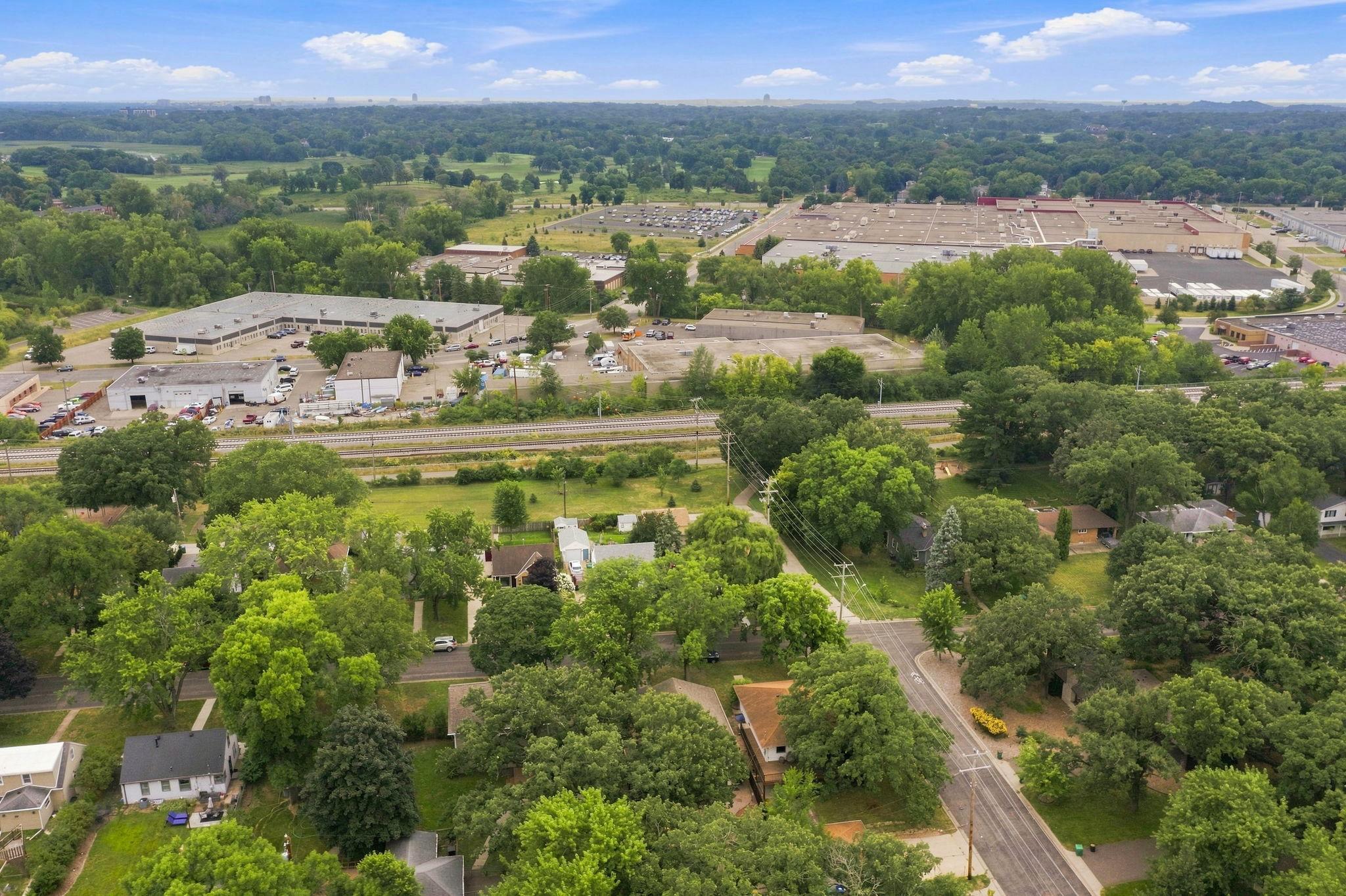 View of Residential at 7720 Edgebrook Drive, Saint Louis Park MN 55426, Saint Louis Park (36 of 39) - Mike Wilen | Minnesota Team Real Estate