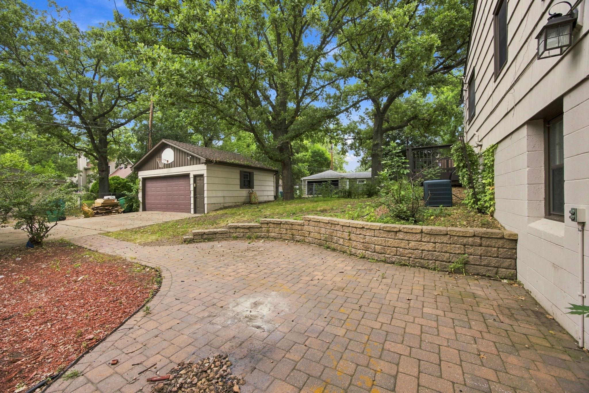 View of Residential at 7720 Edgebrook Drive, Saint Louis Park MN 55426, Saint Louis Park (30 of 39) - Mike Wilen | Minnesota Team Real Estate