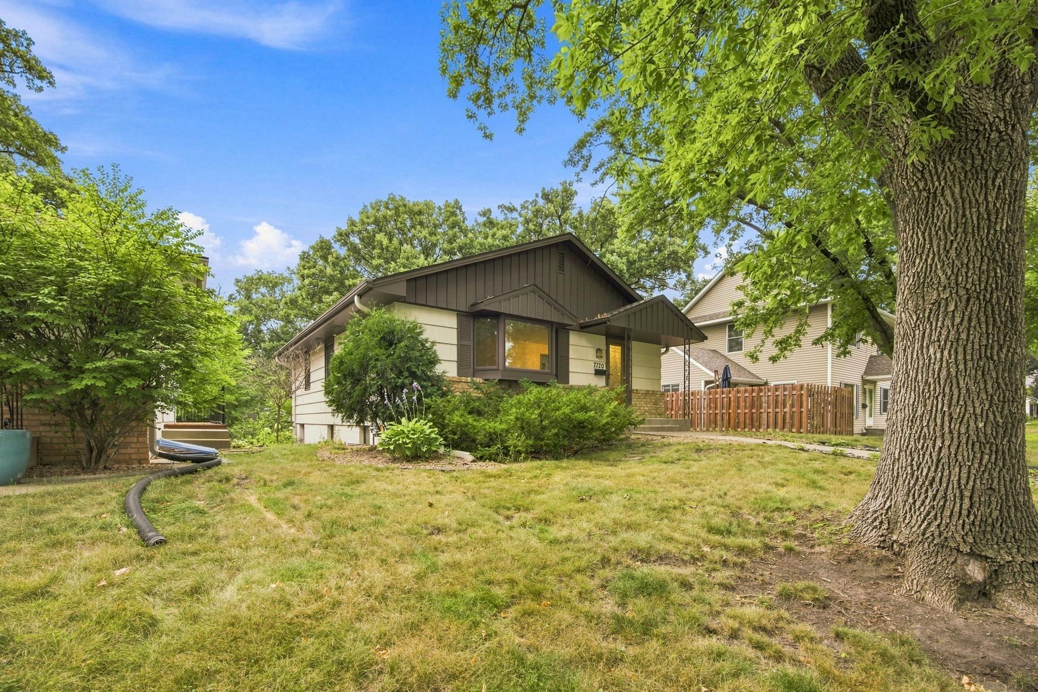 View of Residential at 7720 Edgebrook Drive, Saint Louis Park MN 55426, Saint Louis Park (3 of 39) - Mike Wilen | Minnesota Team Real Estate