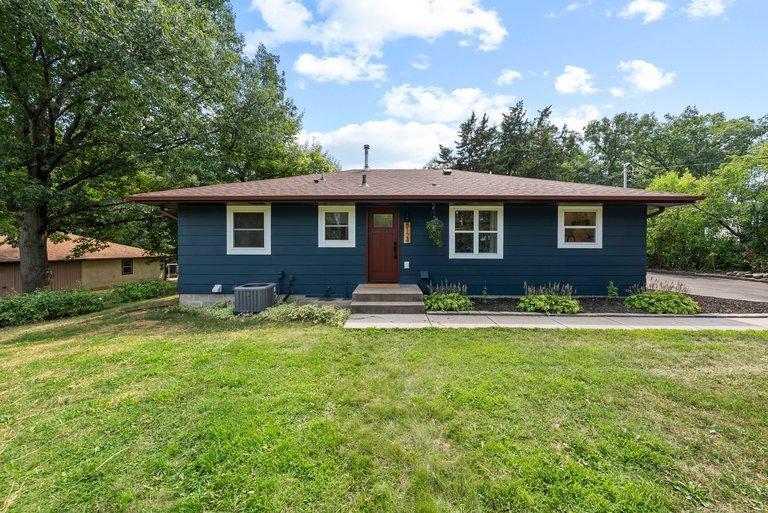 View of Residential at 8124 Mount Curve Boulevard, Brooklyn Park MN 55445, Brooklyn Park (57 of 75) - Mike Wilen | Minnesota Team Real Estate