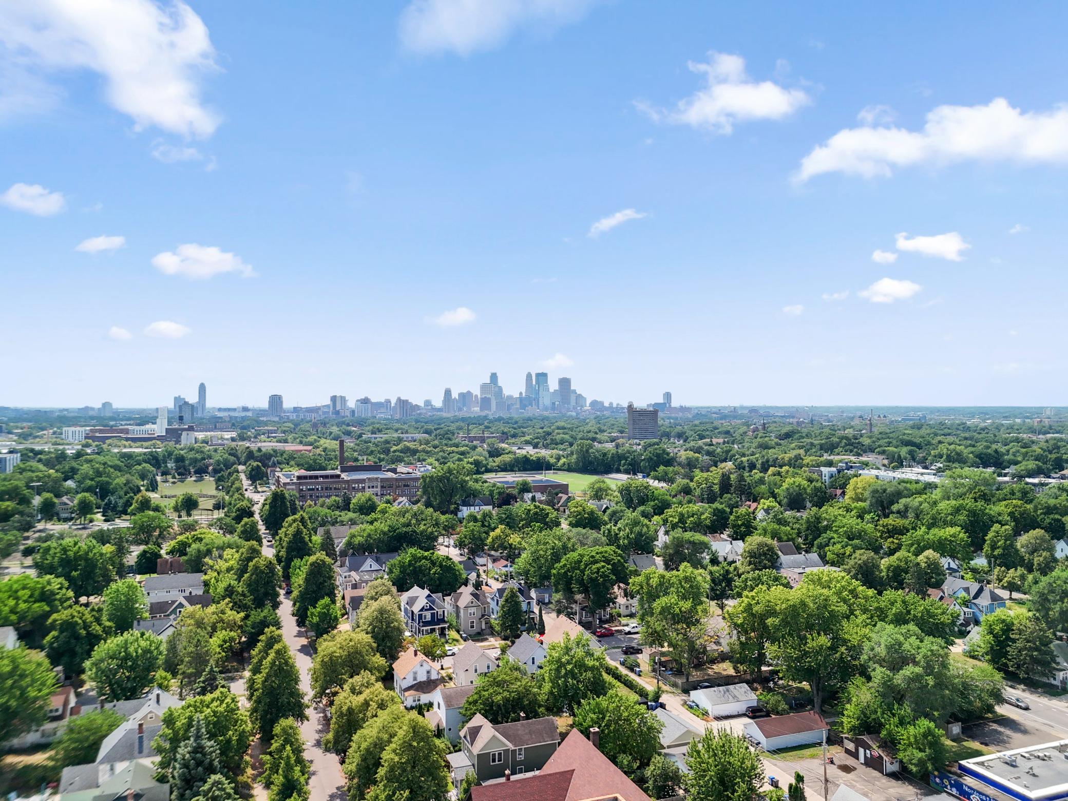 View of Residential at 709 24th Avenue, Minneapolis MN 55418, Minneapolis (31 of 35) - Mike Wilen | Minnesota Team Real Estate
