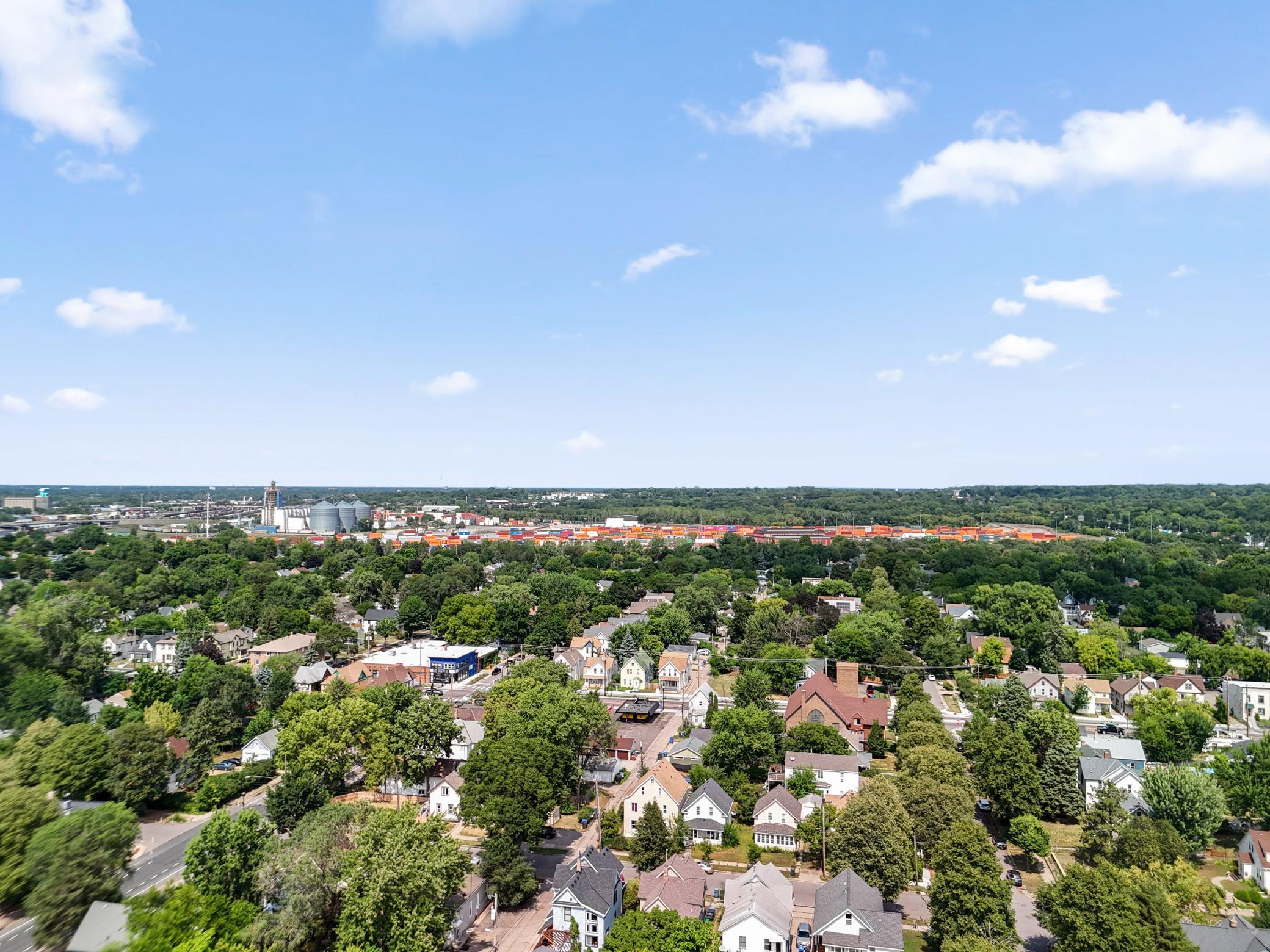 View of Residential at 709 24th Avenue, Minneapolis MN 55418, Minneapolis (34 of 35) - Mike Wilen | Minnesota Team Real Estate