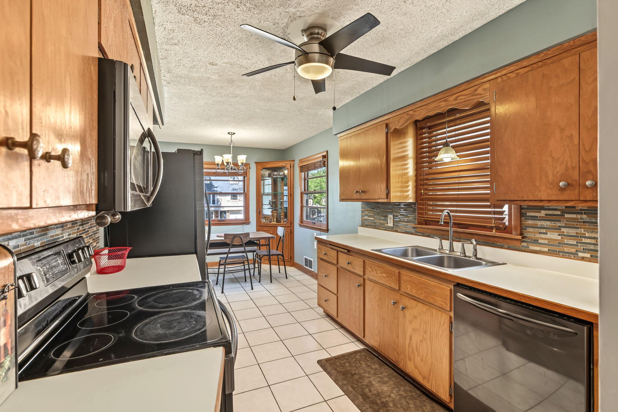 View of Residential at 3401 Mcnair Drive, Robbinsdale MN 55422, Robbinsdale (2 of 13) - Mike Wilen | Minnesota Team Real Estate