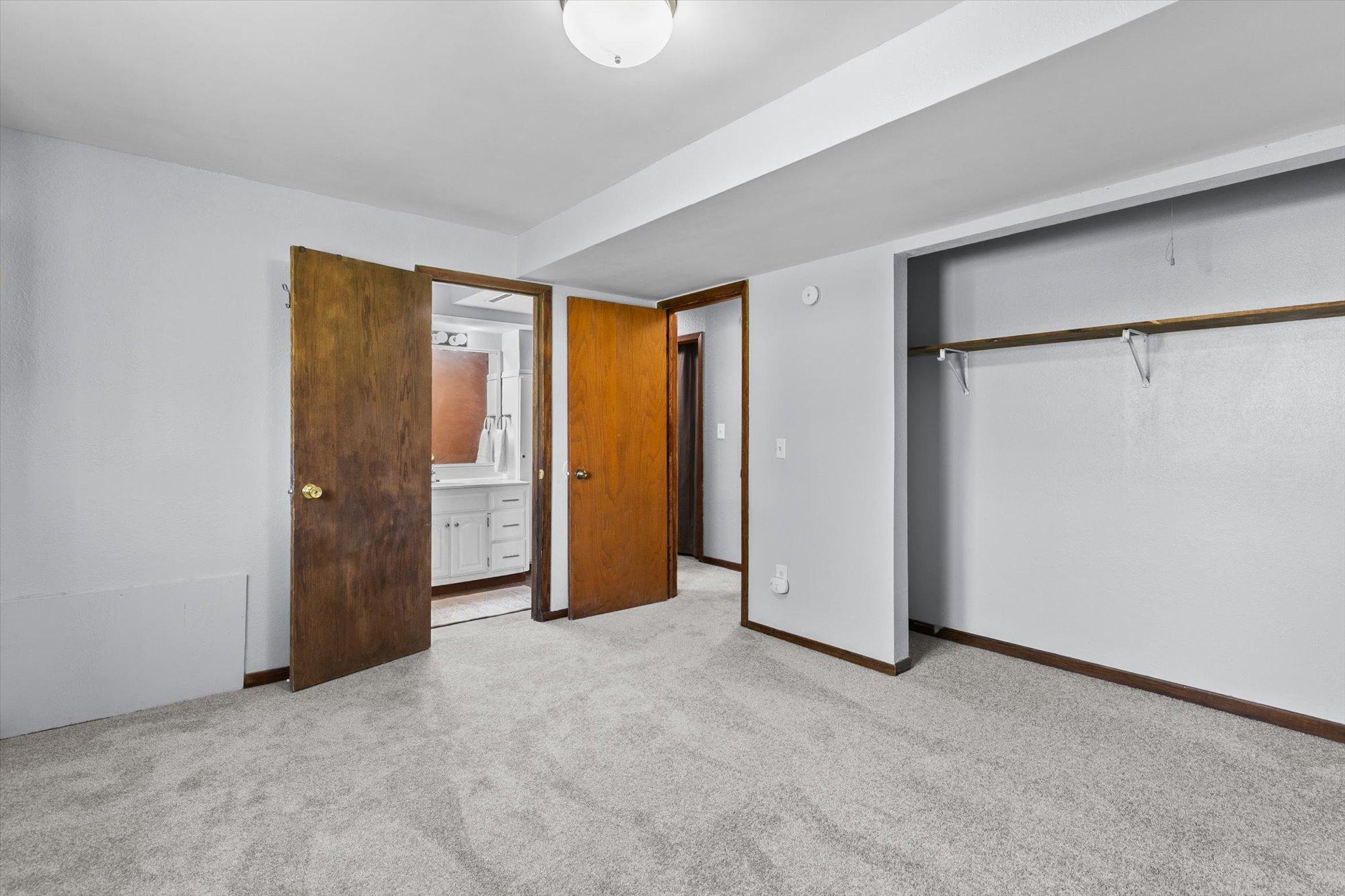 View of Residential at 677 California Avenue, Saint Paul MN 55106, Saint Paul (33 of 35) - Mike Wilen | Minnesota Team Real Estate