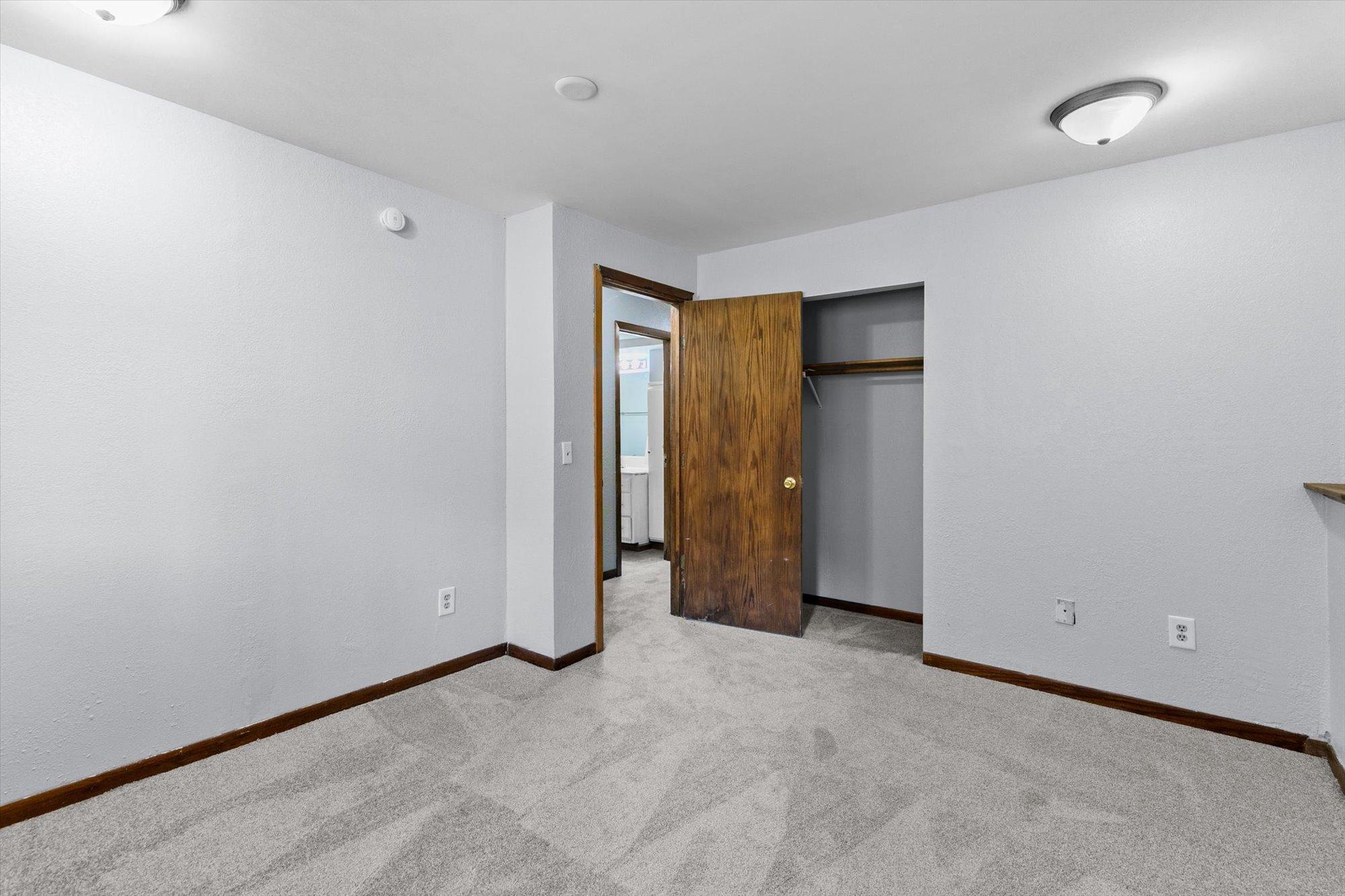 View of Residential at 677 California Avenue, Saint Paul MN 55106, Saint Paul (31 of 35) - Mike Wilen | Minnesota Team Real Estate