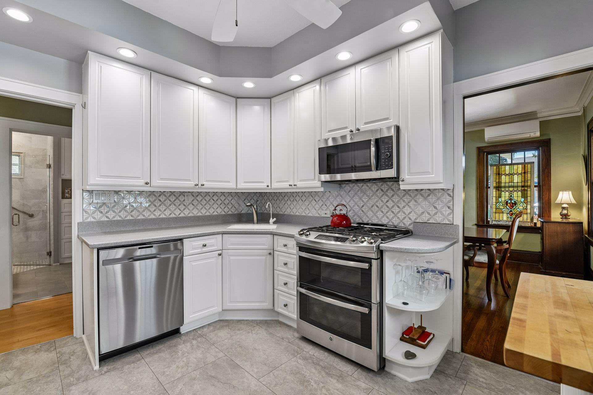 View of Residential at 4733 Bryant Avenue, Minneapolis MN 55419, Minneapolis (22 of 48) - Mike Wilen | Minnesota Team Real Estate