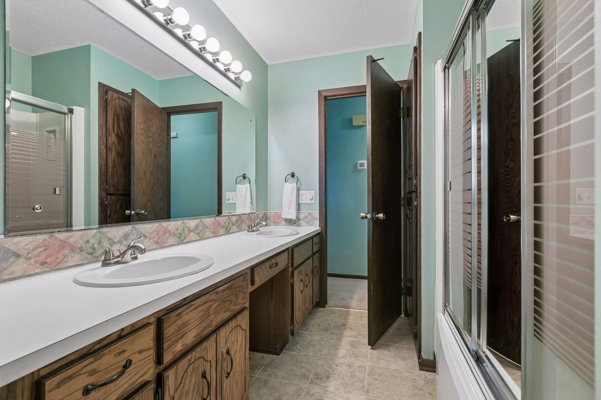 View of Residential at 756 Larson Court, Shoreview MN 55126, Shoreview (20 of 41) - Mike Wilen | Minnesota Team Real Estate