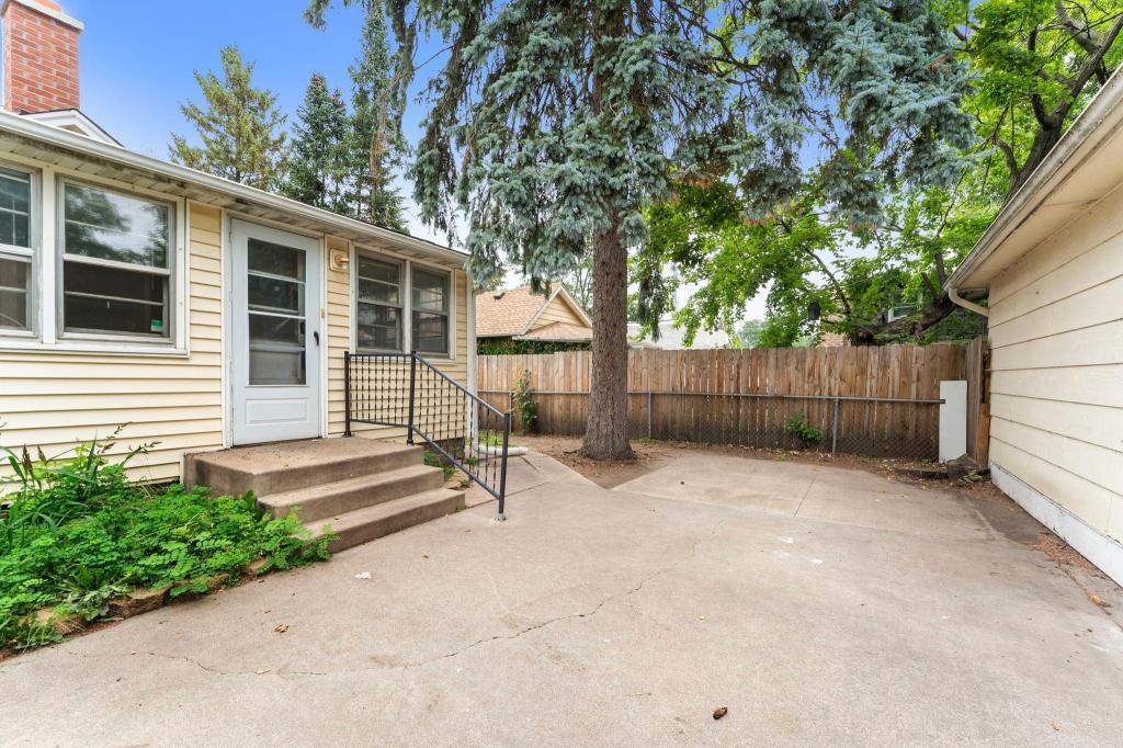 View of Residential Income at 2174 8th Street, White Bear Lake MN 55110, White Bear Lake (18 of 35) - Mike Wilen | Minnesota Team Real Estate