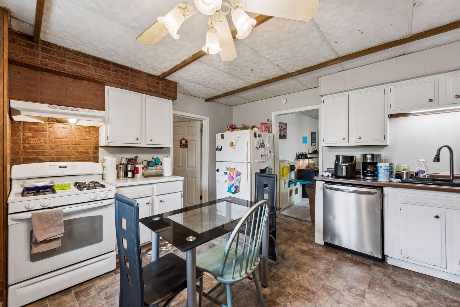 View of Residential Income at 243 Park Street, South Saint Paul MN 55075, South Saint Paul (22 of 33) - Mike Wilen | Minnesota Team Real Estate