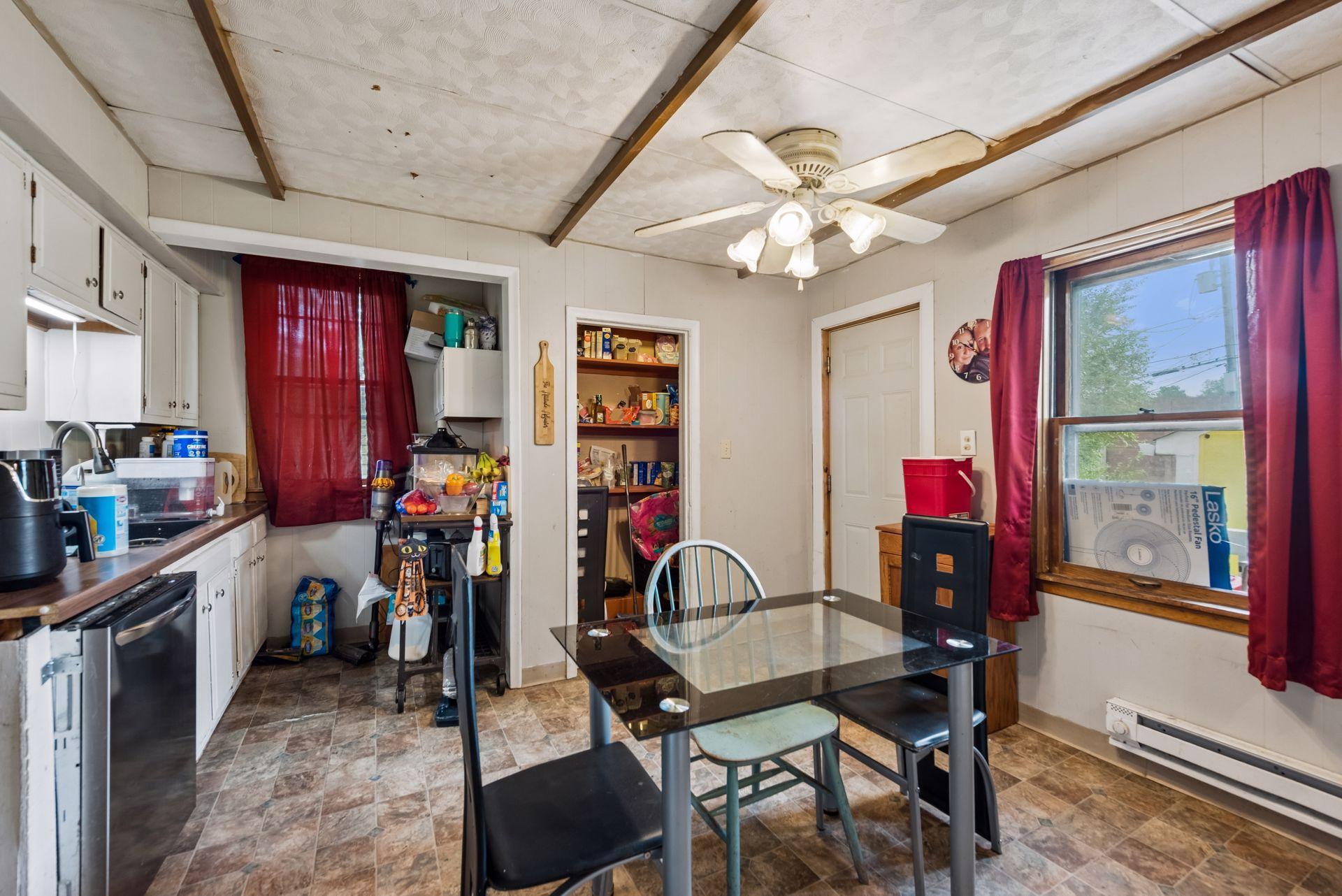 View of Residential Income at 243 Park Street, South Saint Paul MN 55075, South Saint Paul (11 of 33) - Mike Wilen | Minnesota Team Real Estate