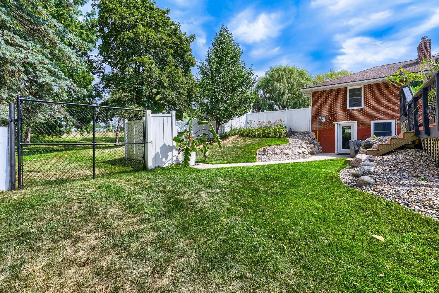 View of Residential at 12561 Point Douglas Drive, Hastings MN 55033, Hastings (31 of 38) - Mike Wilen | Minnesota Team Real Estate