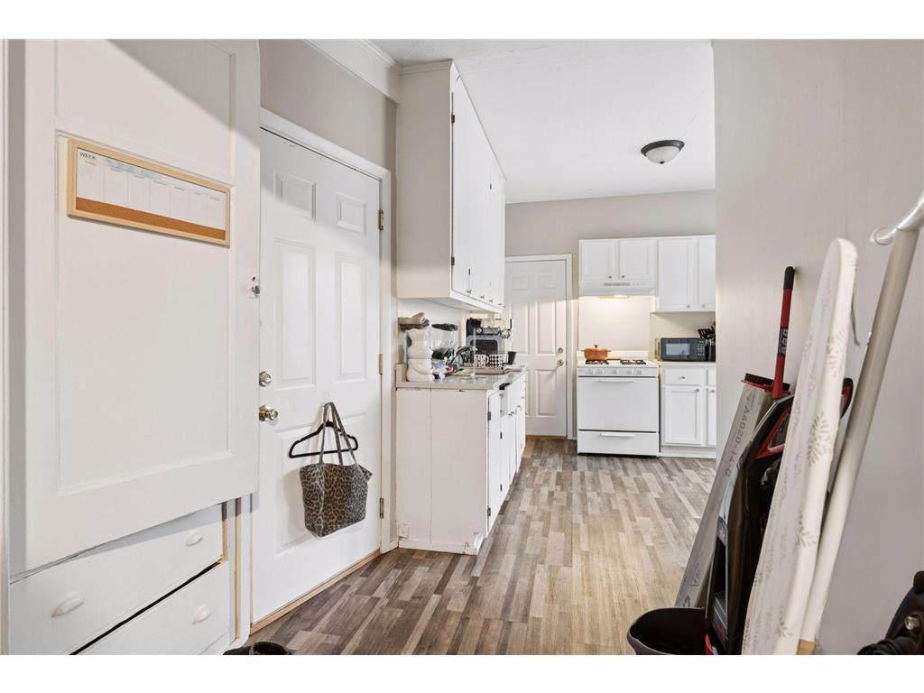 View of Residential Income at 306 King Street, Saint Paul MN 55107, Saint Paul (44 of 45) - Mike Wilen | Minnesota Team Real Estate