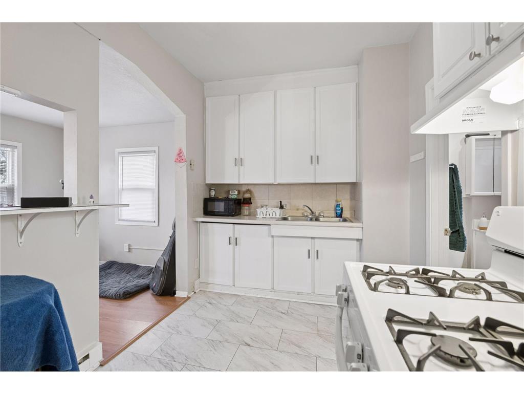 View of Residential Income at 306 King Street, Saint Paul MN 55107, Saint Paul (27 of 45) - Mike Wilen | Minnesota Team Real Estate