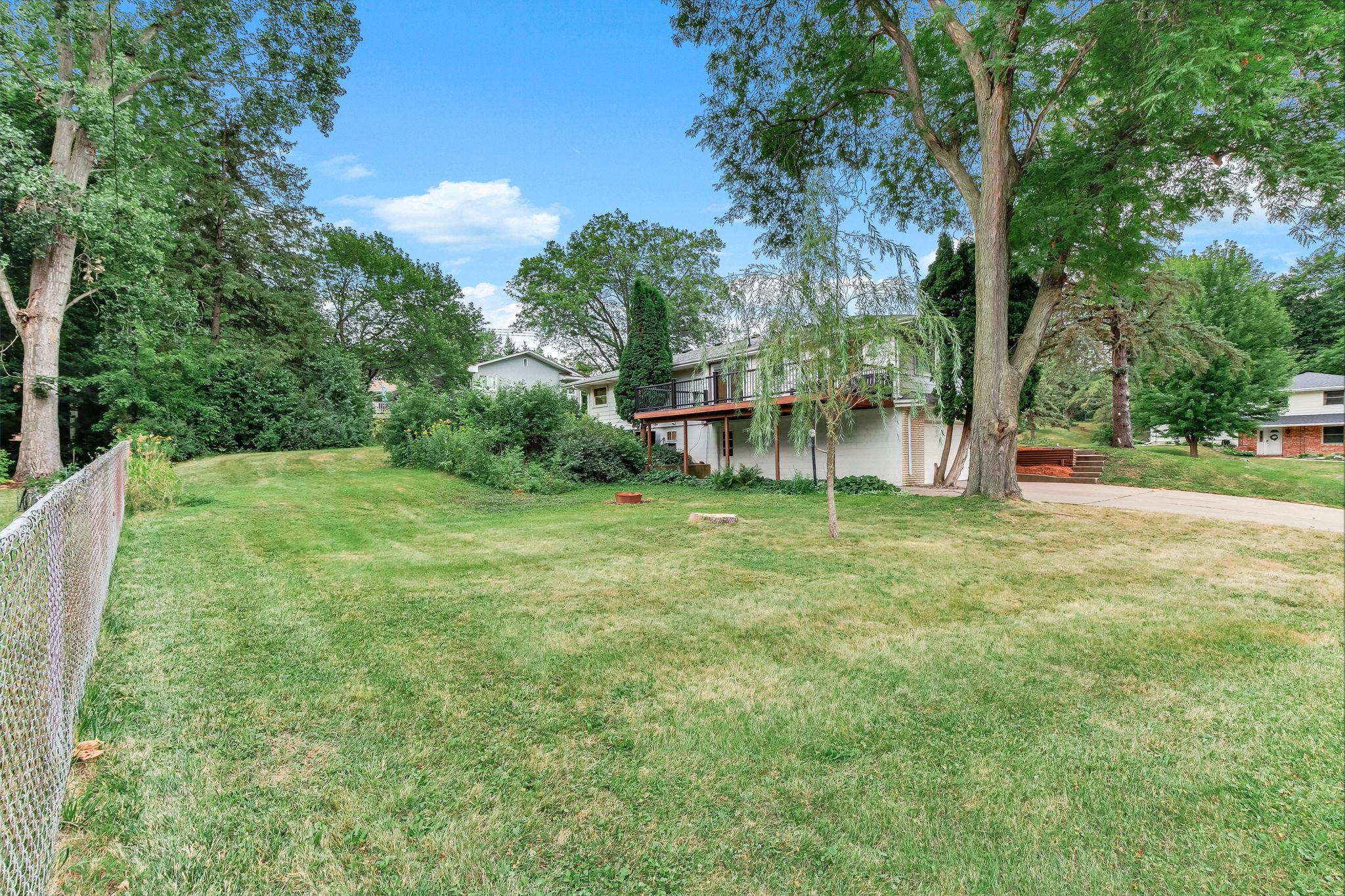 View of Residential at 1035 Cannon Avenue, Shoreview MN 55126, Shoreview (42 of 46) - Mike Wilen | Minnesota Team Real Estate