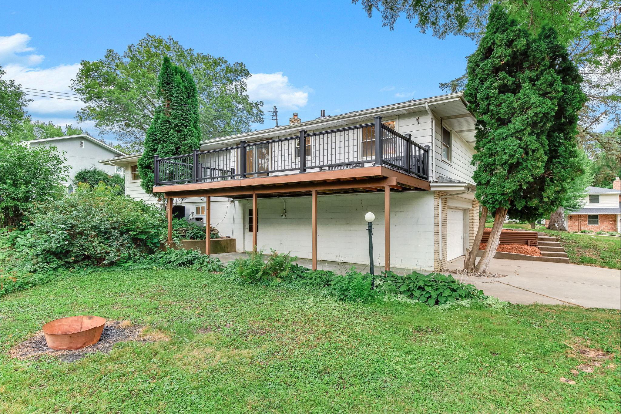 View of Residential at 1035 Cannon Avenue, Shoreview MN 55126, Shoreview (40 of 46) - Mike Wilen | Minnesota Team Real Estate
