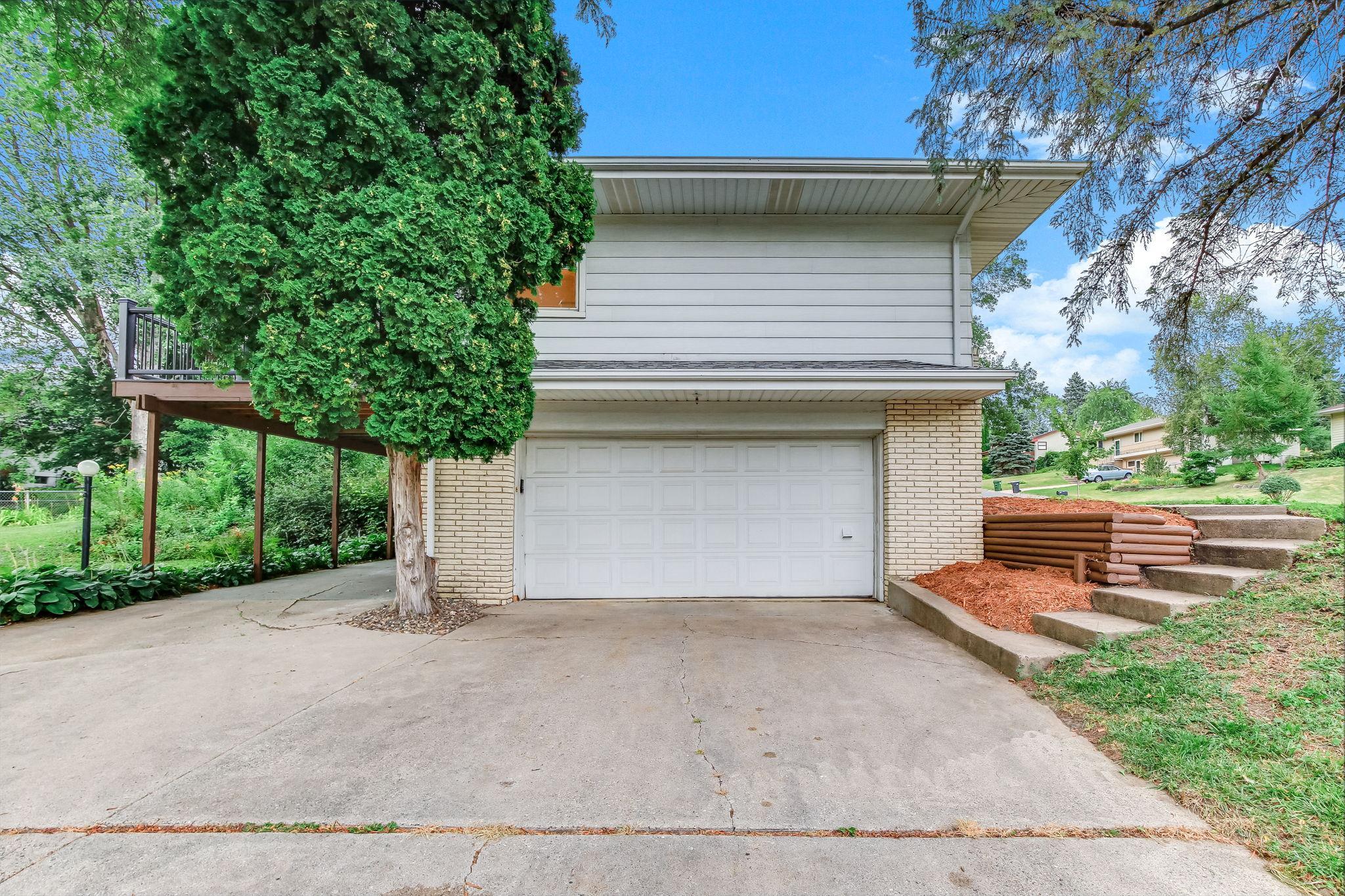 View of Residential at 1035 Cannon Avenue, Shoreview MN 55126, Shoreview (39 of 46) - Mike Wilen | Minnesota Team Real Estate