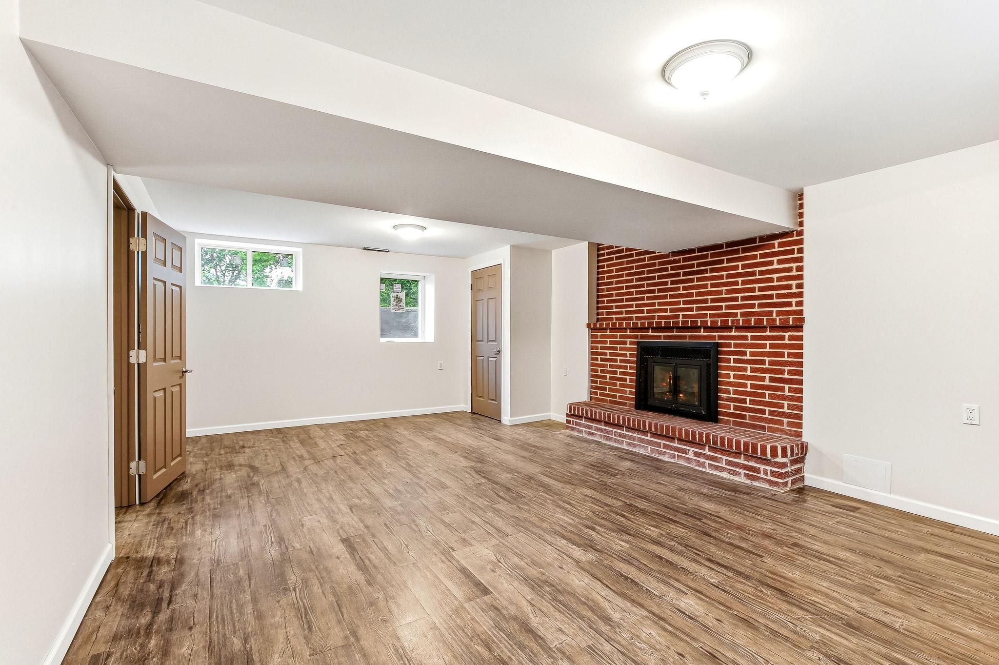 View of Residential at 1035 Cannon Avenue, Shoreview MN 55126, Shoreview (31 of 46) - Mike Wilen | Minnesota Team Real Estate