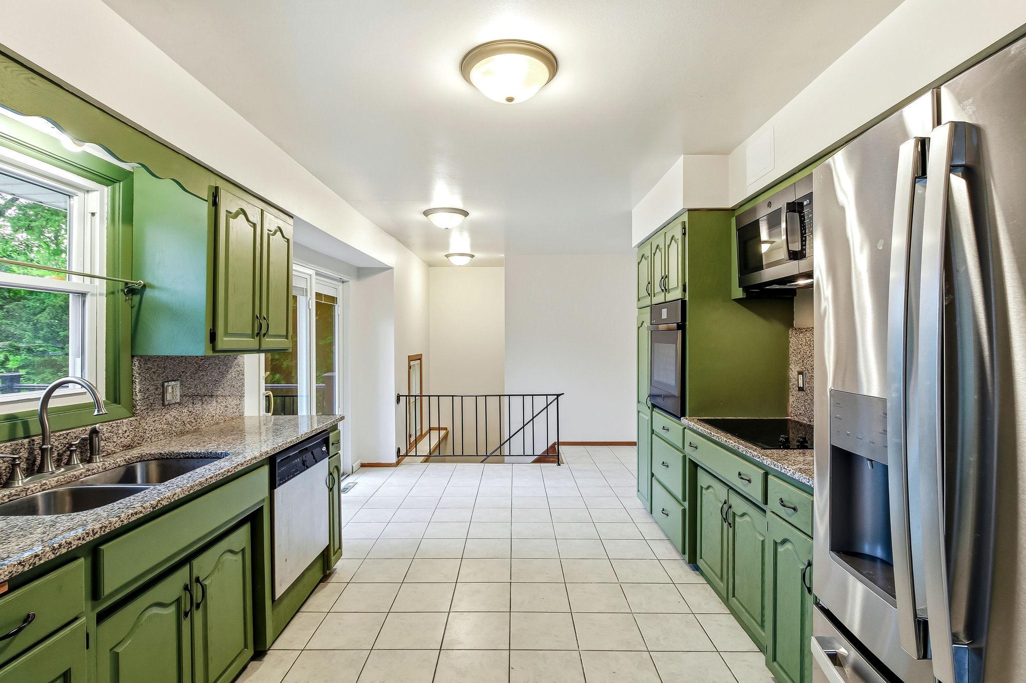 View of Residential at 1035 Cannon Avenue, Shoreview MN 55126, Shoreview (12 of 46) - Mike Wilen | Minnesota Team Real Estate