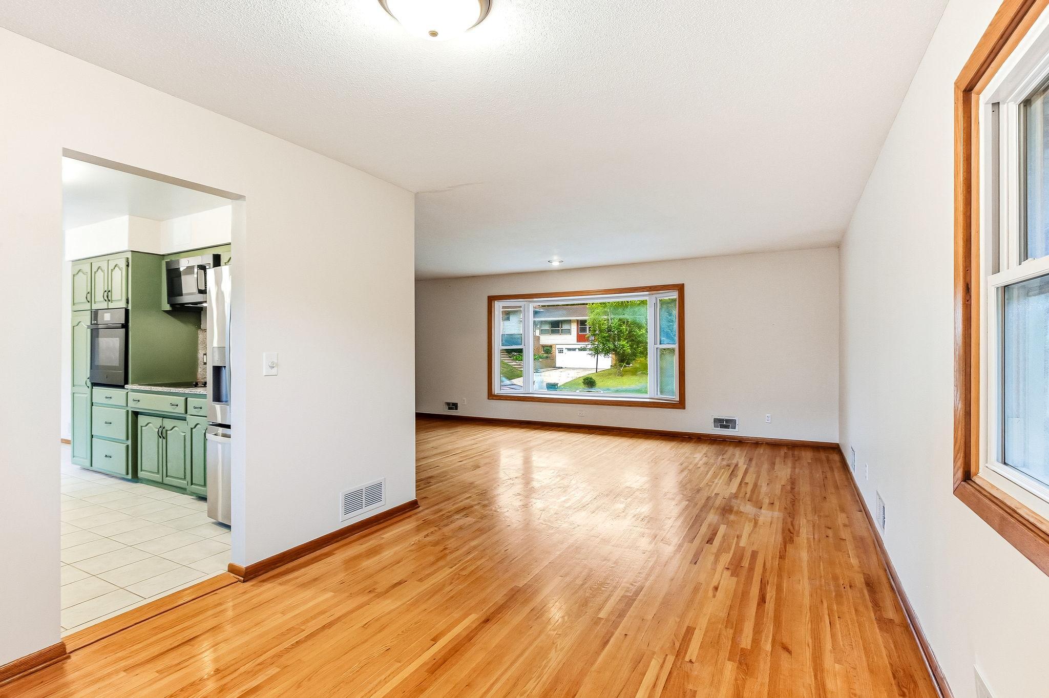 View of Residential at 1035 Cannon Avenue, Shoreview MN 55126, Shoreview (10 of 46) - Mike Wilen | Minnesota Team Real Estate