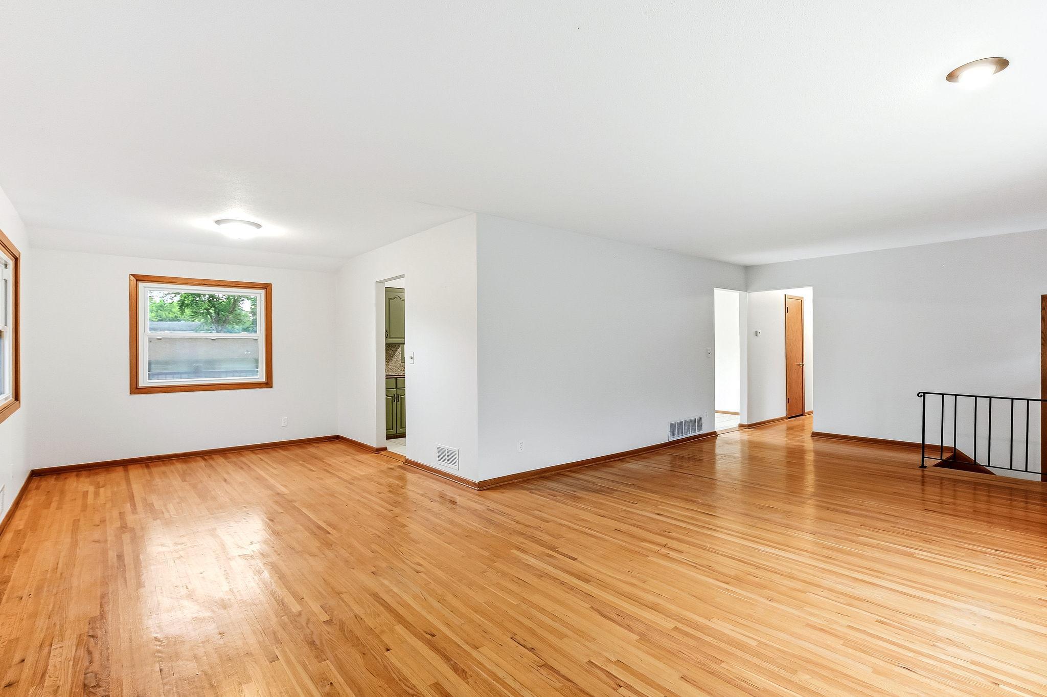 View of Residential at 1035 Cannon Avenue, Shoreview MN 55126, Shoreview (8 of 46) - Mike Wilen | Minnesota Team Real Estate