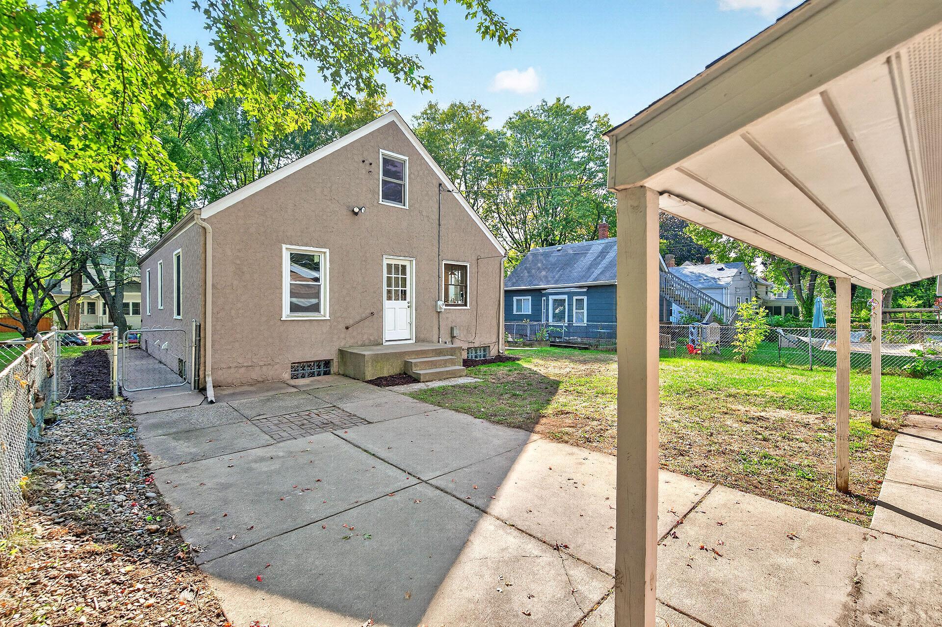View of Residential at 1865 Palace Avenue, Saint Paul MN 55105, Saint Paul (40 of 67) - Mike Wilen | Minnesota Team Real Estate