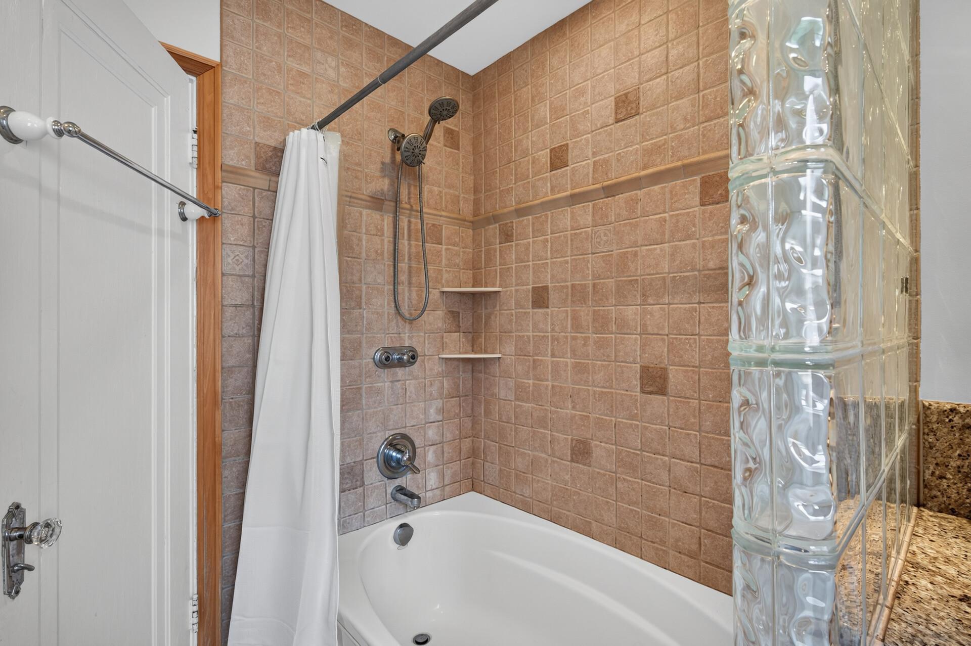 View of Residential at 1865 Palace Avenue, Saint Paul MN 55105, Saint Paul (23 of 67) - Mike Wilen | Minnesota Team Real Estate