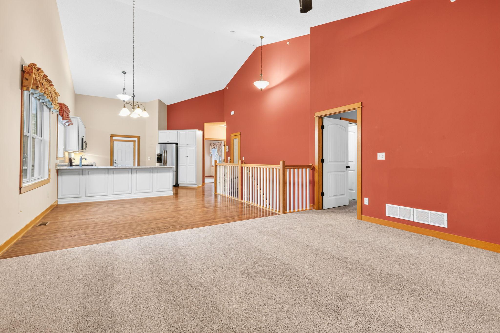 View of Residential at 5845 Oakgreen Court, Stillwater MN 55082, Stillwater (7 of 37) - Mike Wilen | Minnesota Team Real Estate